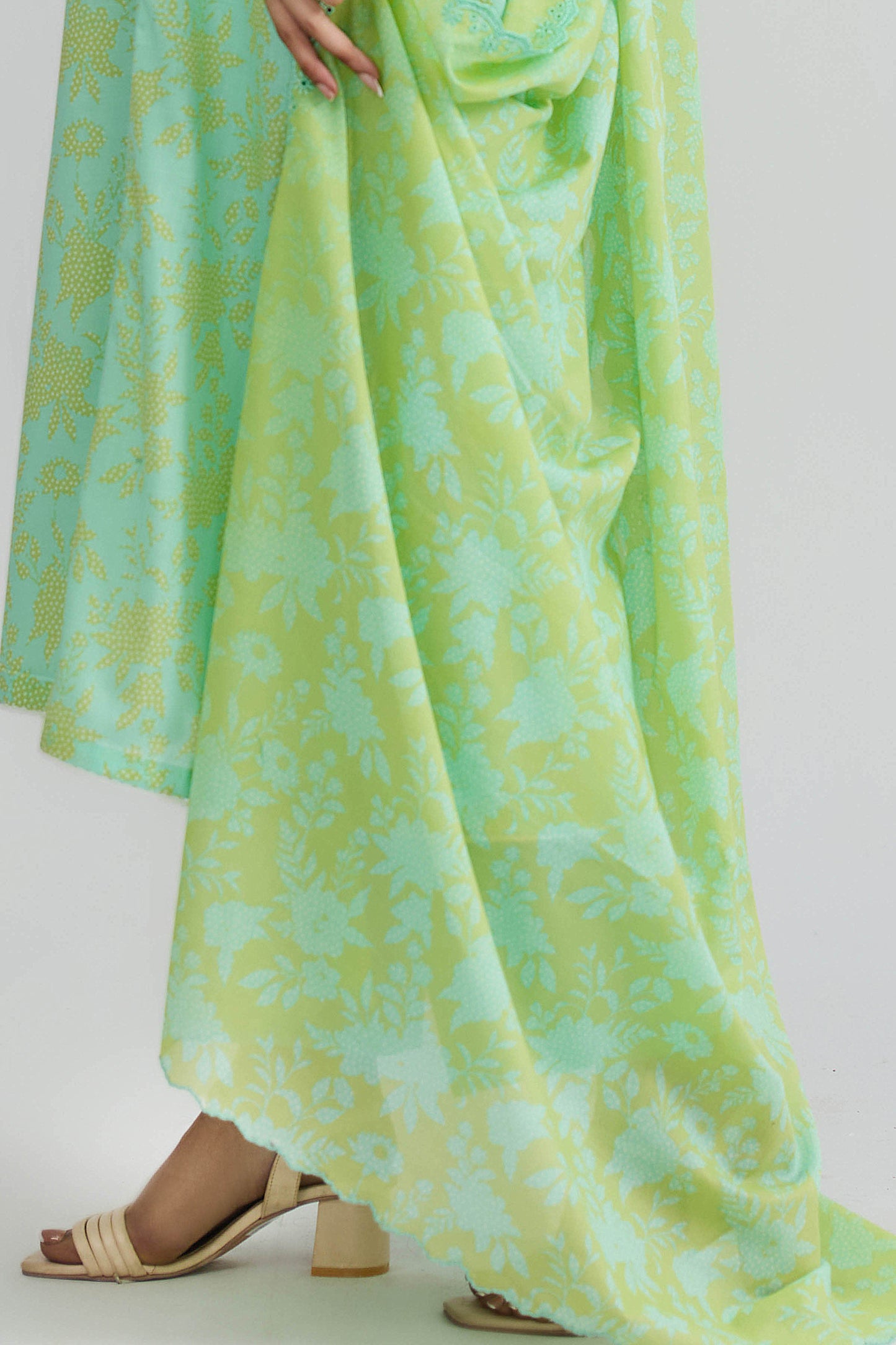 LAWN | EMBROIDERED