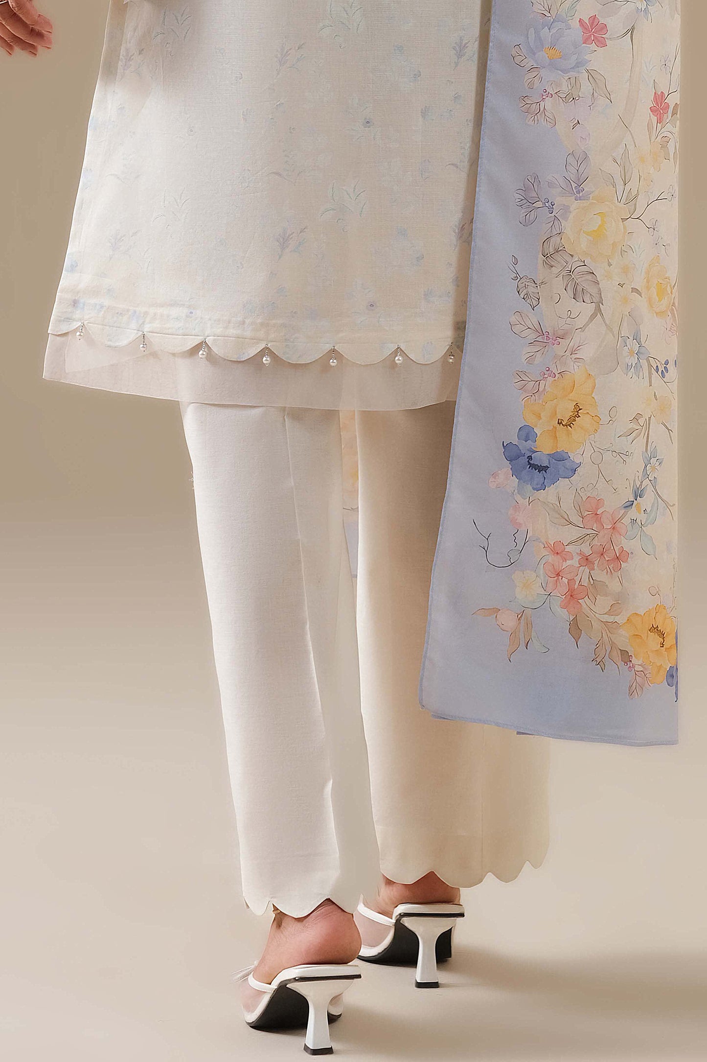 LAWN | EMBROIDERED