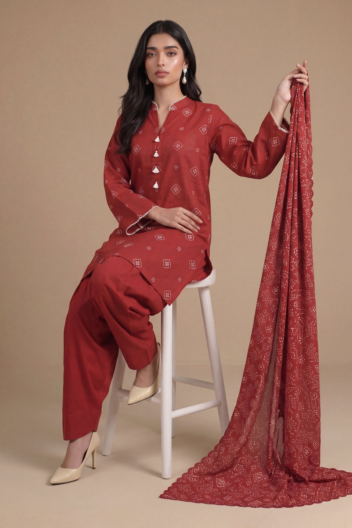 LAWN | EMBROIDERED