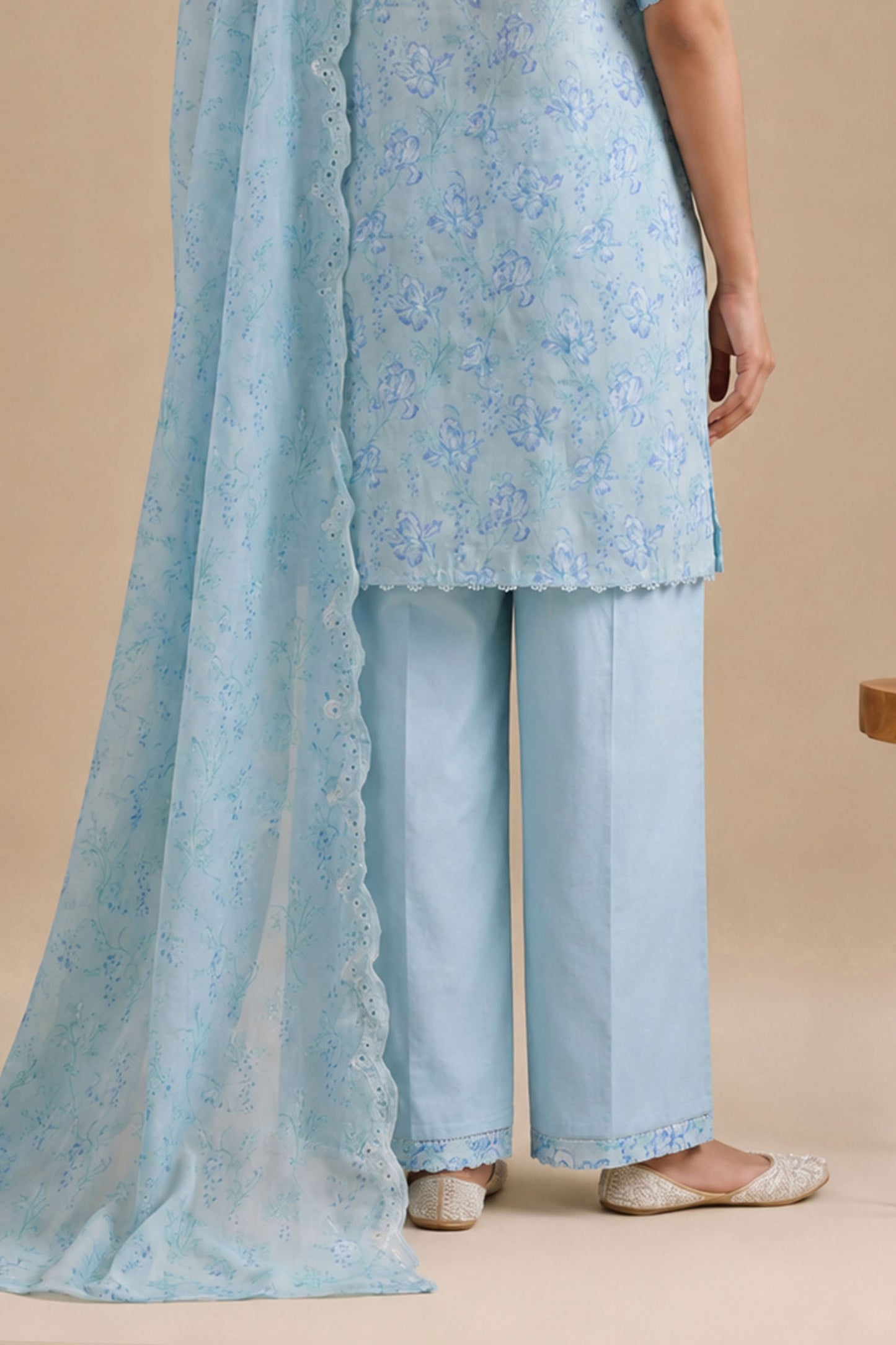 LAWN | EMBROIDERED