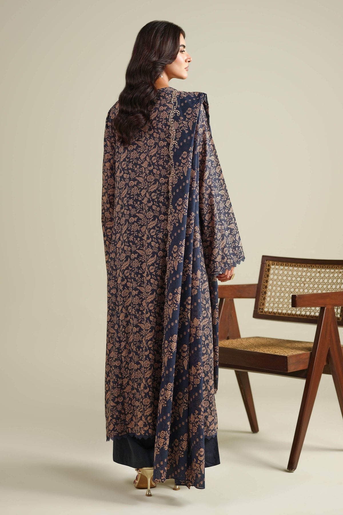 LAWN | EMBROIDERED