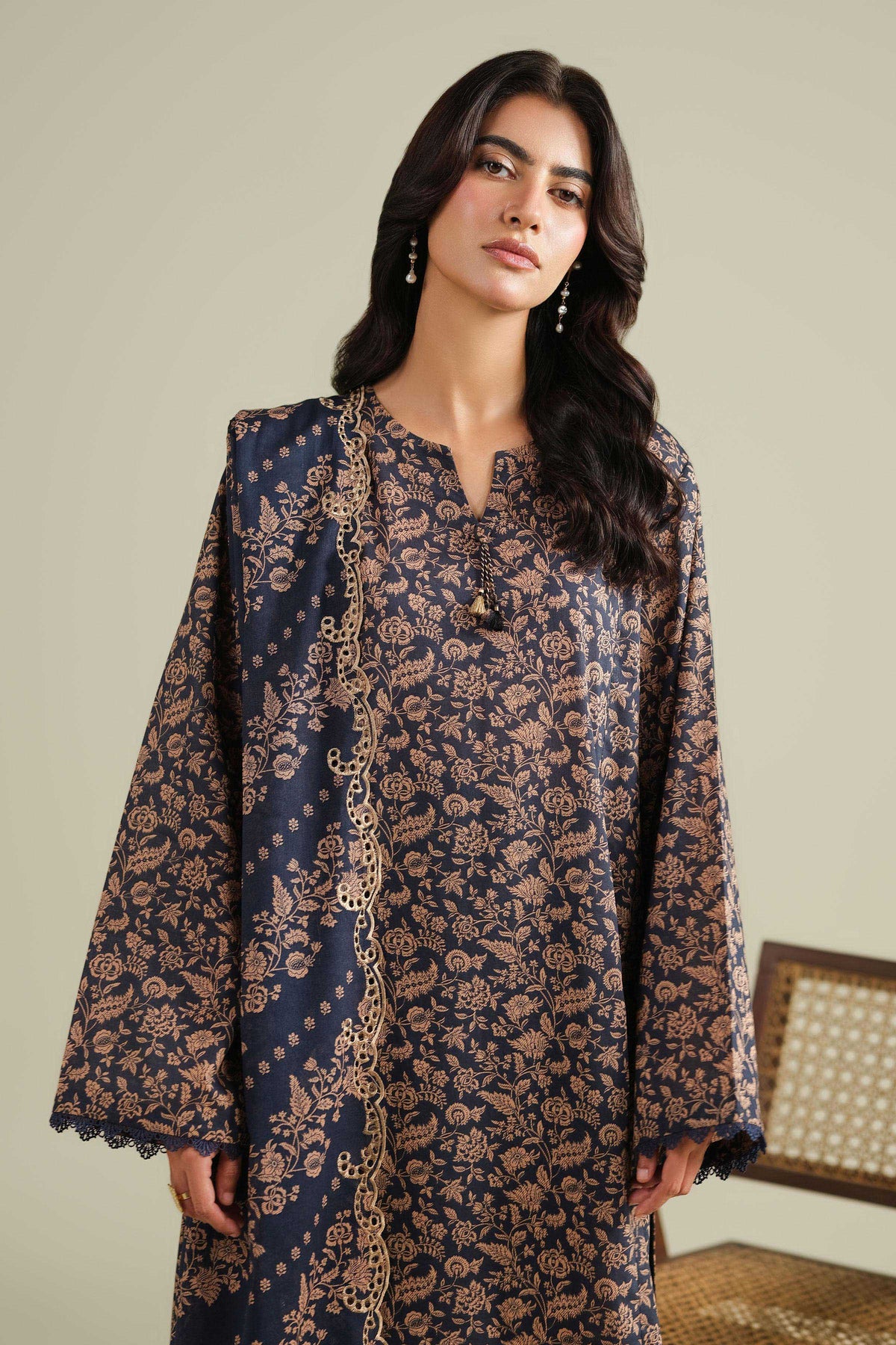 LAWN | EMBROIDERED