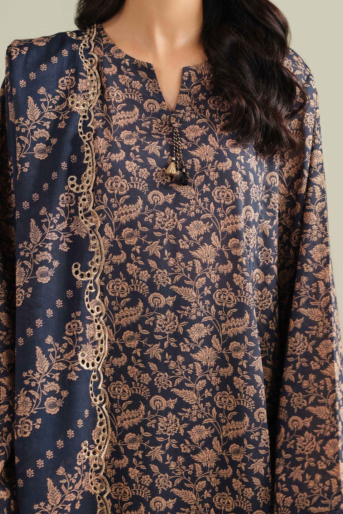 LAWN | EMBROIDERED