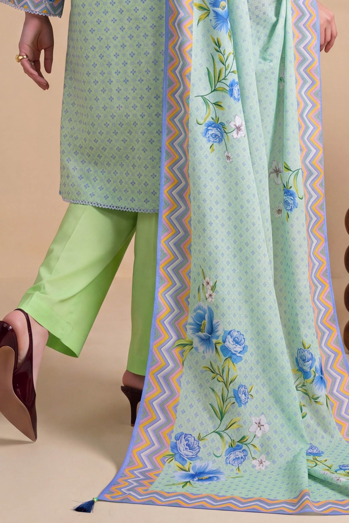 LAWN | PRINTED