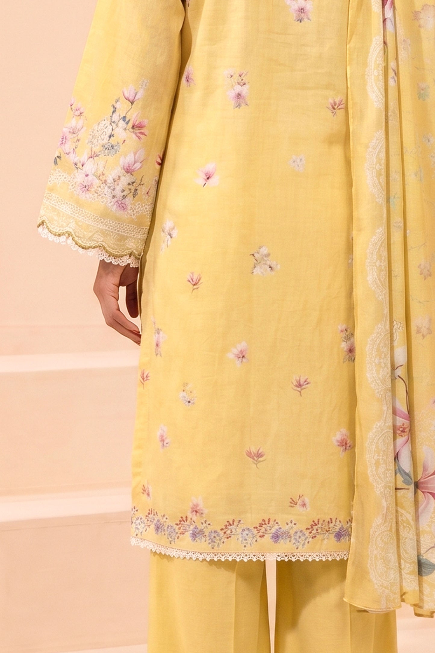 LAWN | PRINTED