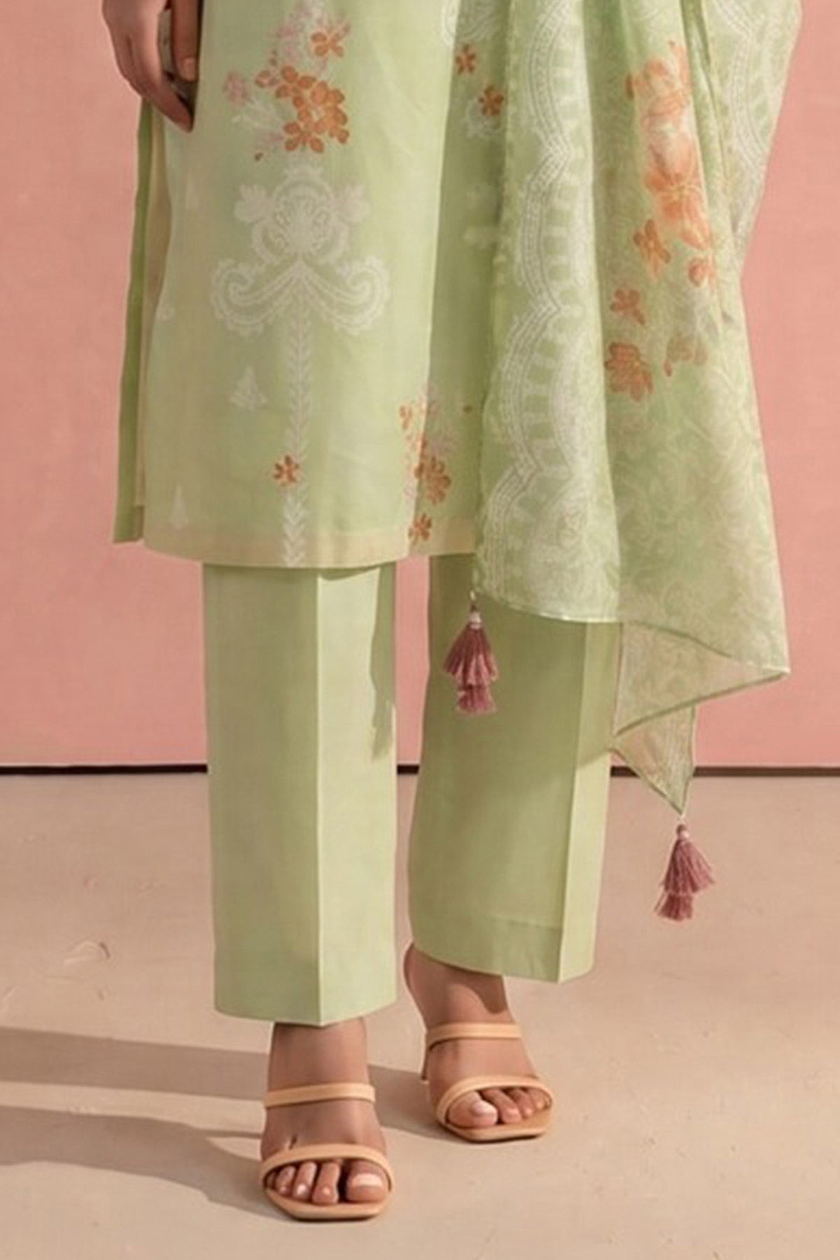 LAWN | PRINTED
