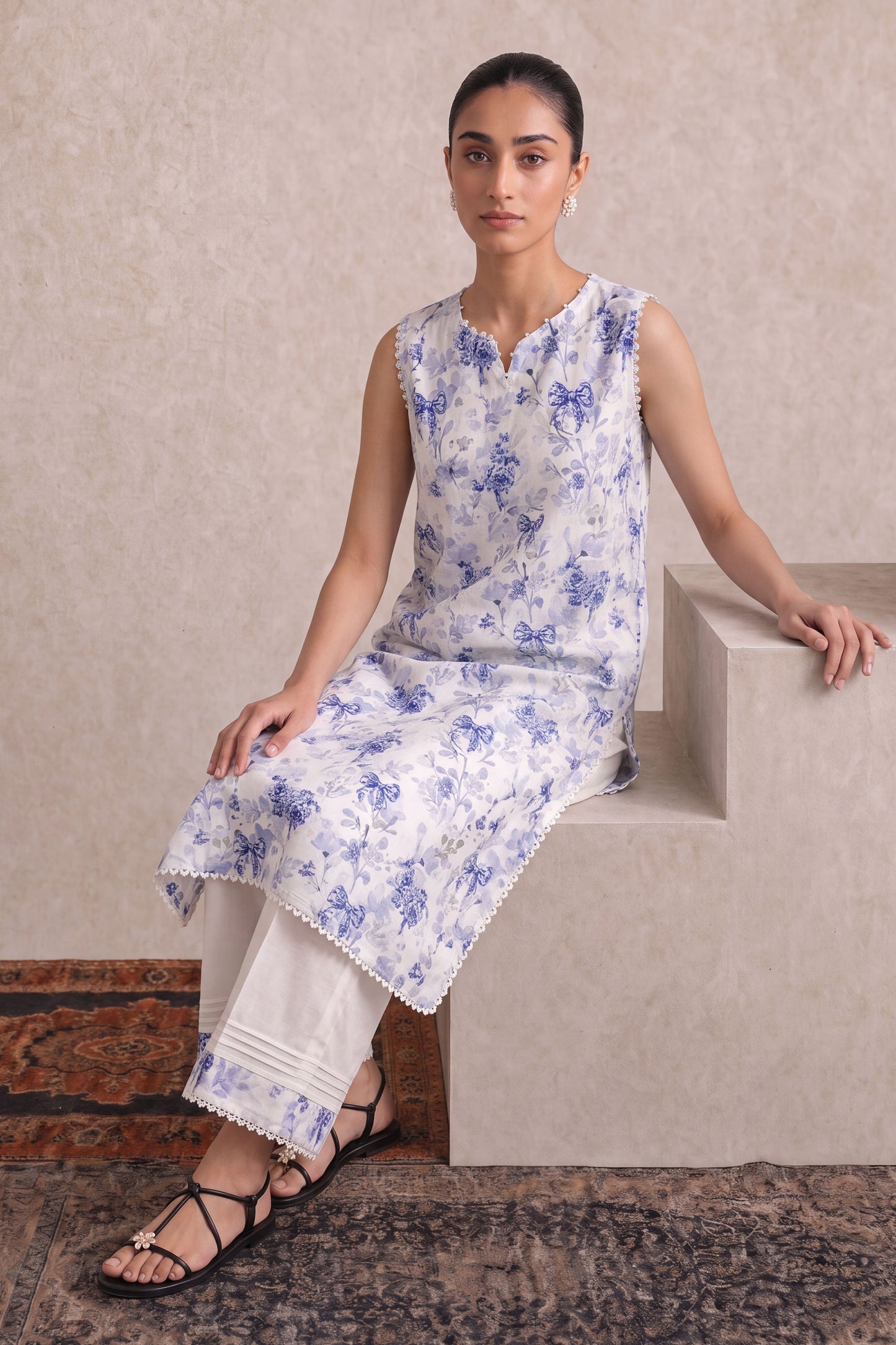 LAWN | PRINTED