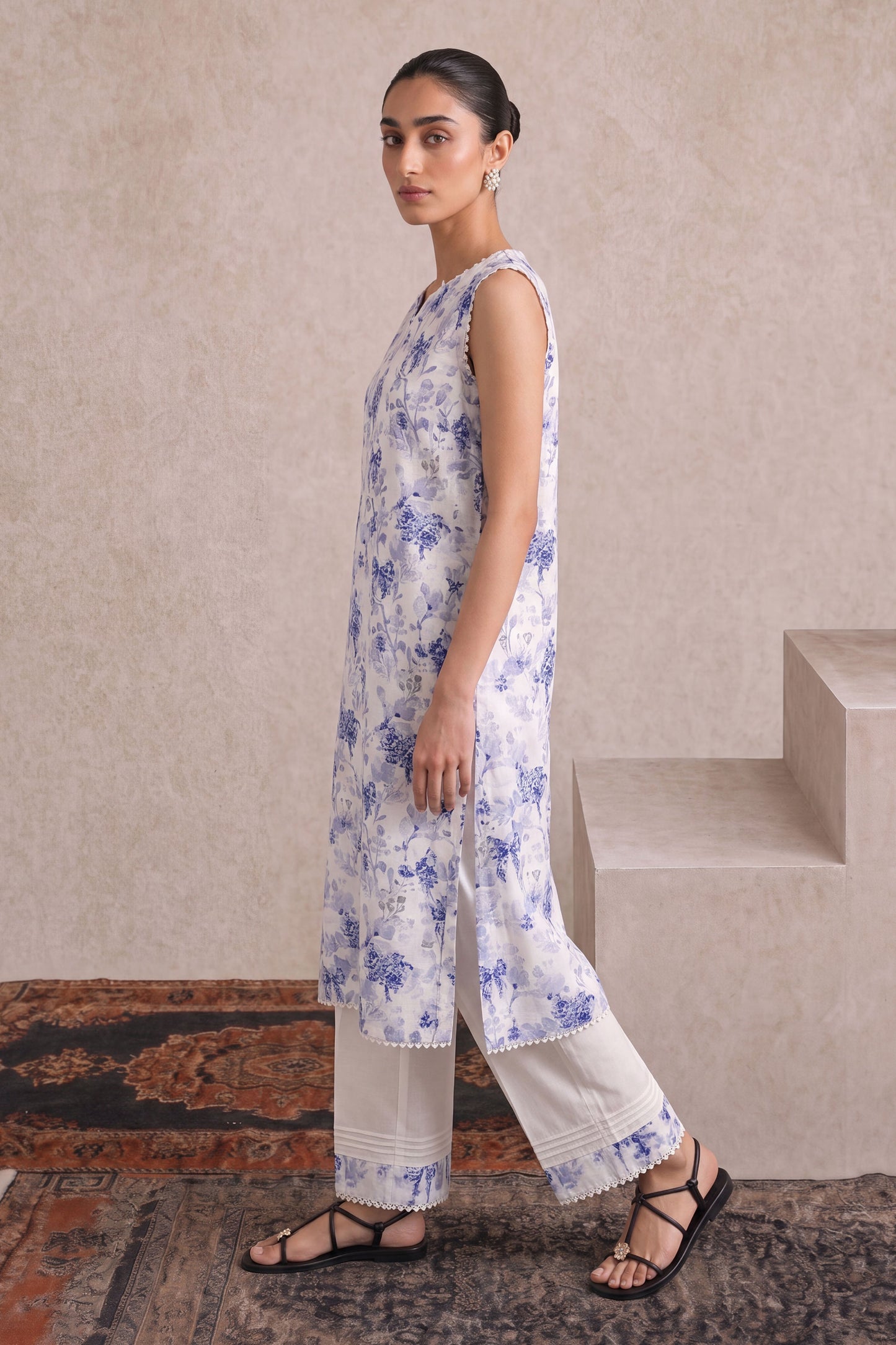 LAWN | PRINTED
