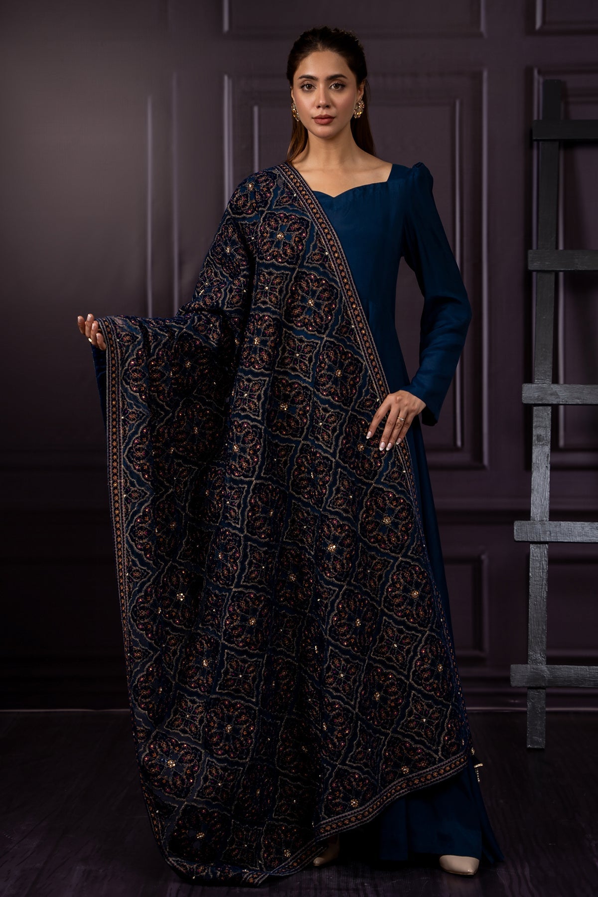 Embroidered Shawl - E1363 - Shop Now at Kayseria