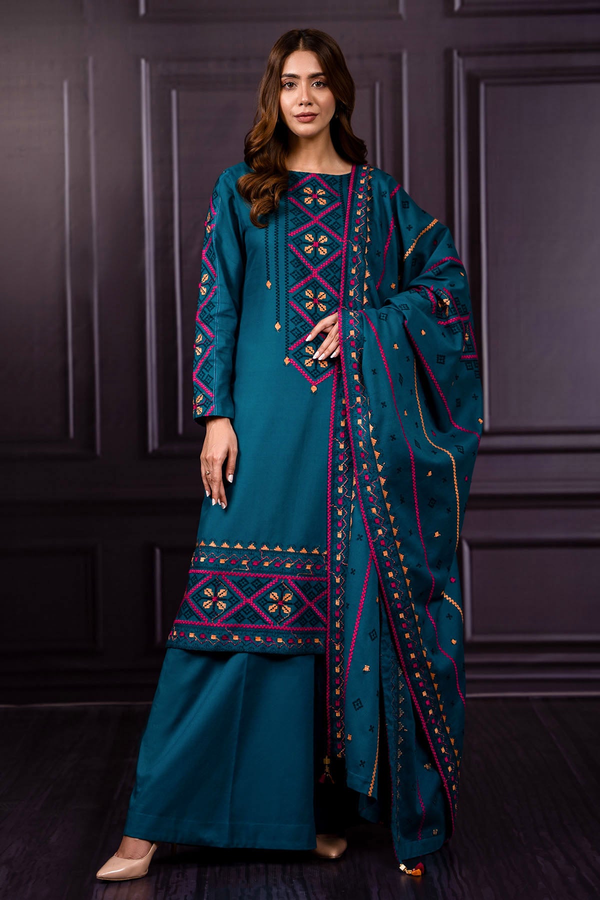 KHADDAR  |  EMBROIDERED