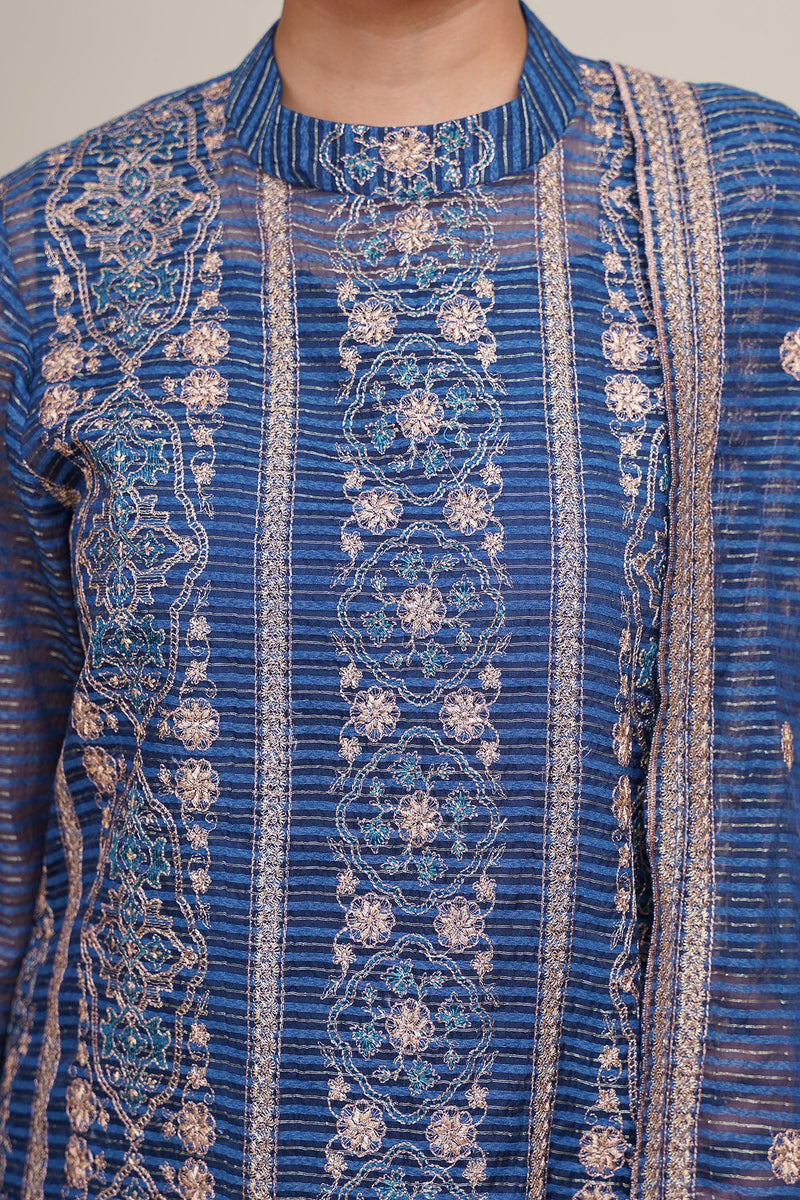 3 Piece - Embroidered Organza Suit - E1683 - Shop Now at Kayseria