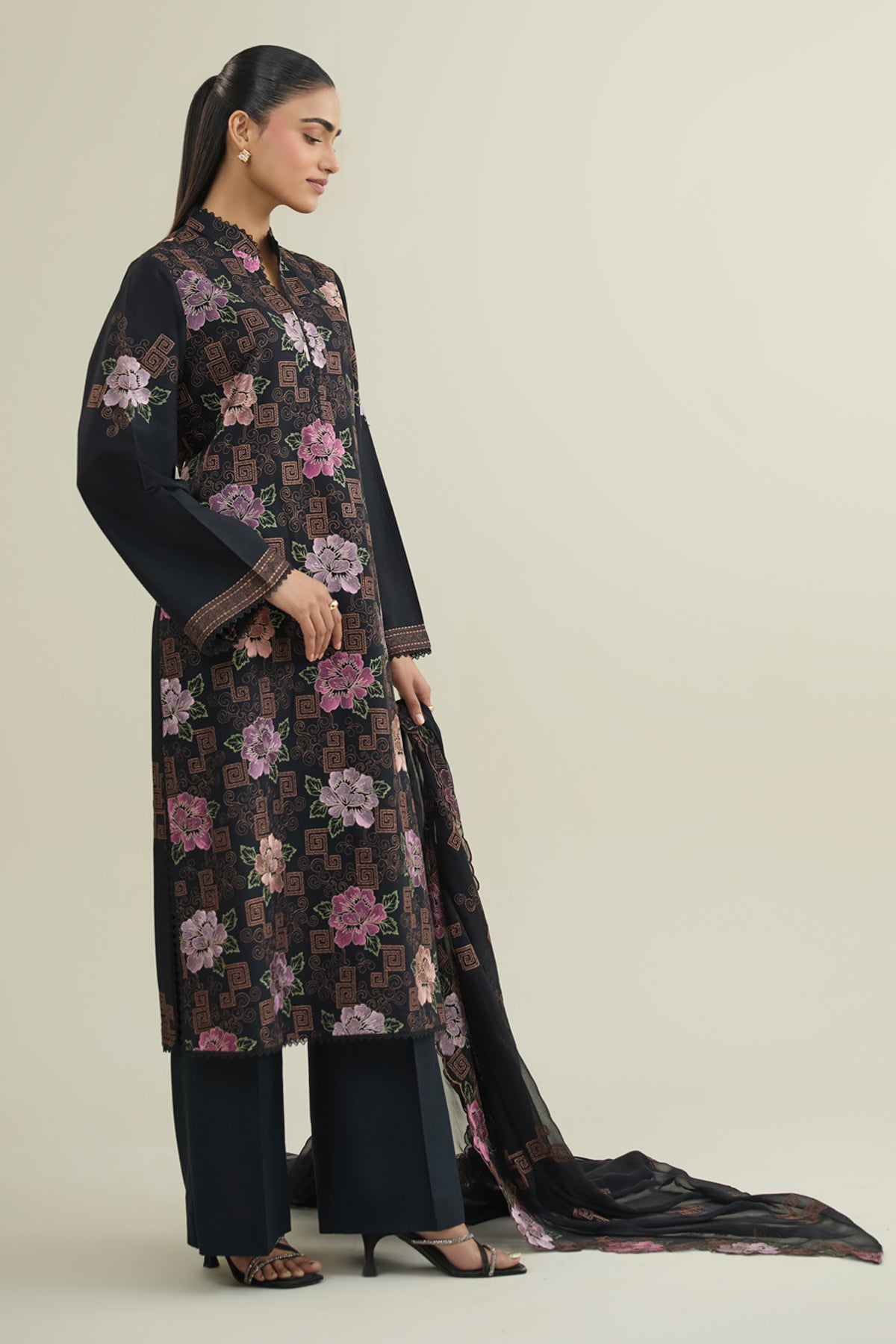 3 Piece - Embroidered Viscose Karandi Suit - E1771 - Shop Now at Kayseria