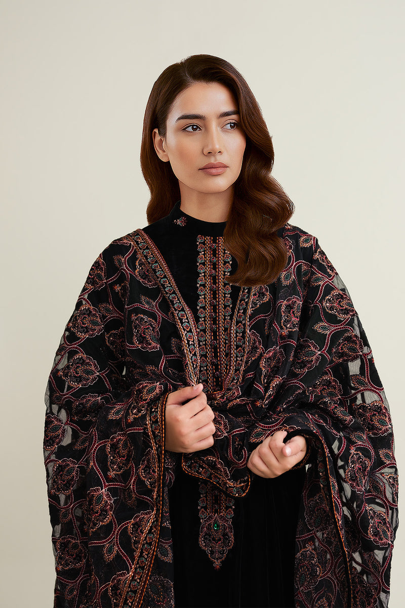 3 Piece - Embroidered Velvet Suit - E1781 - Shop Now at Kayseria