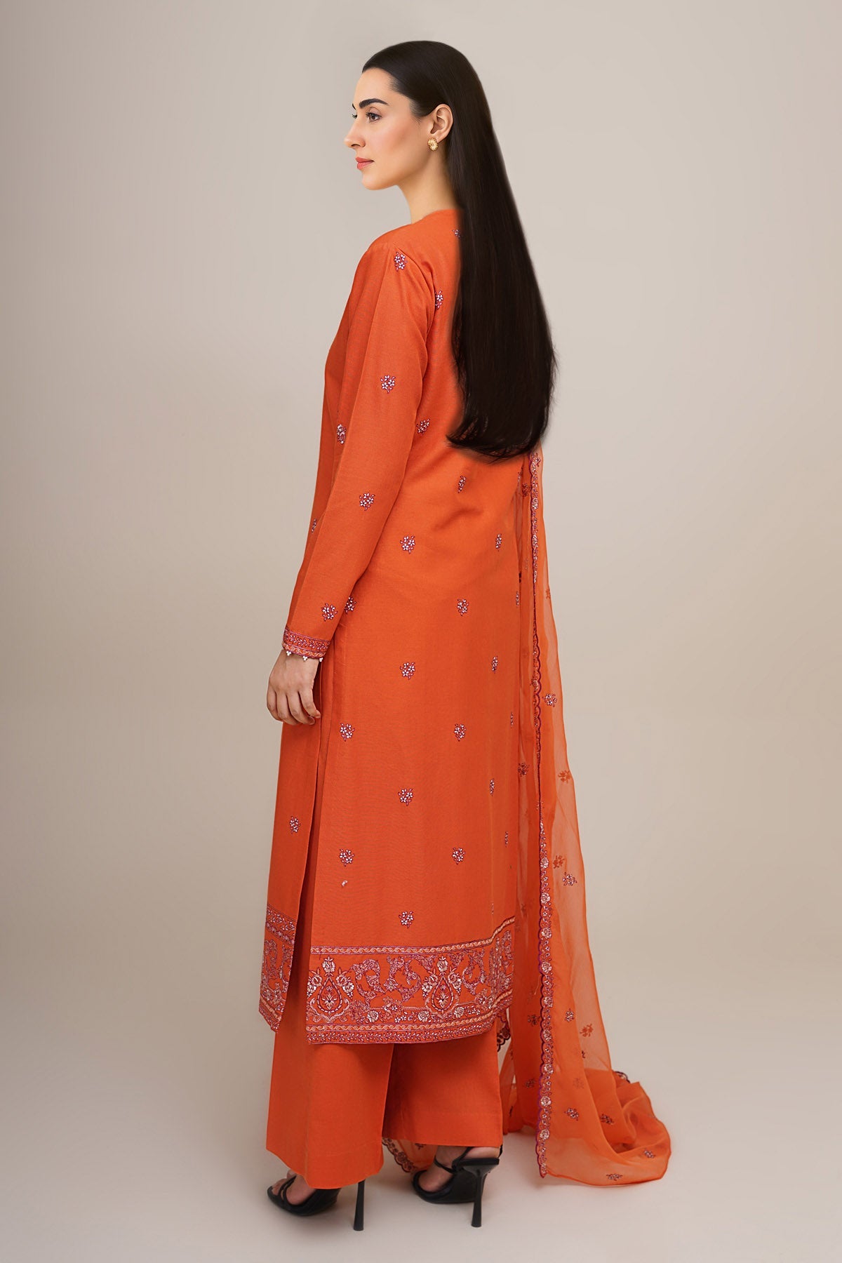 3 Piece - Embroidered Khaddar Suit - E1804 - Shop Now at Kayseria