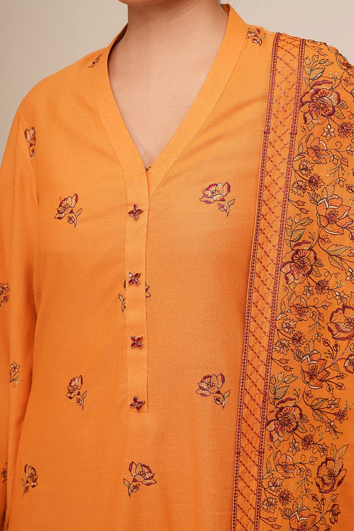 3 Piece - Embroidered Suit - E1809 - Shop Now at Kayseria