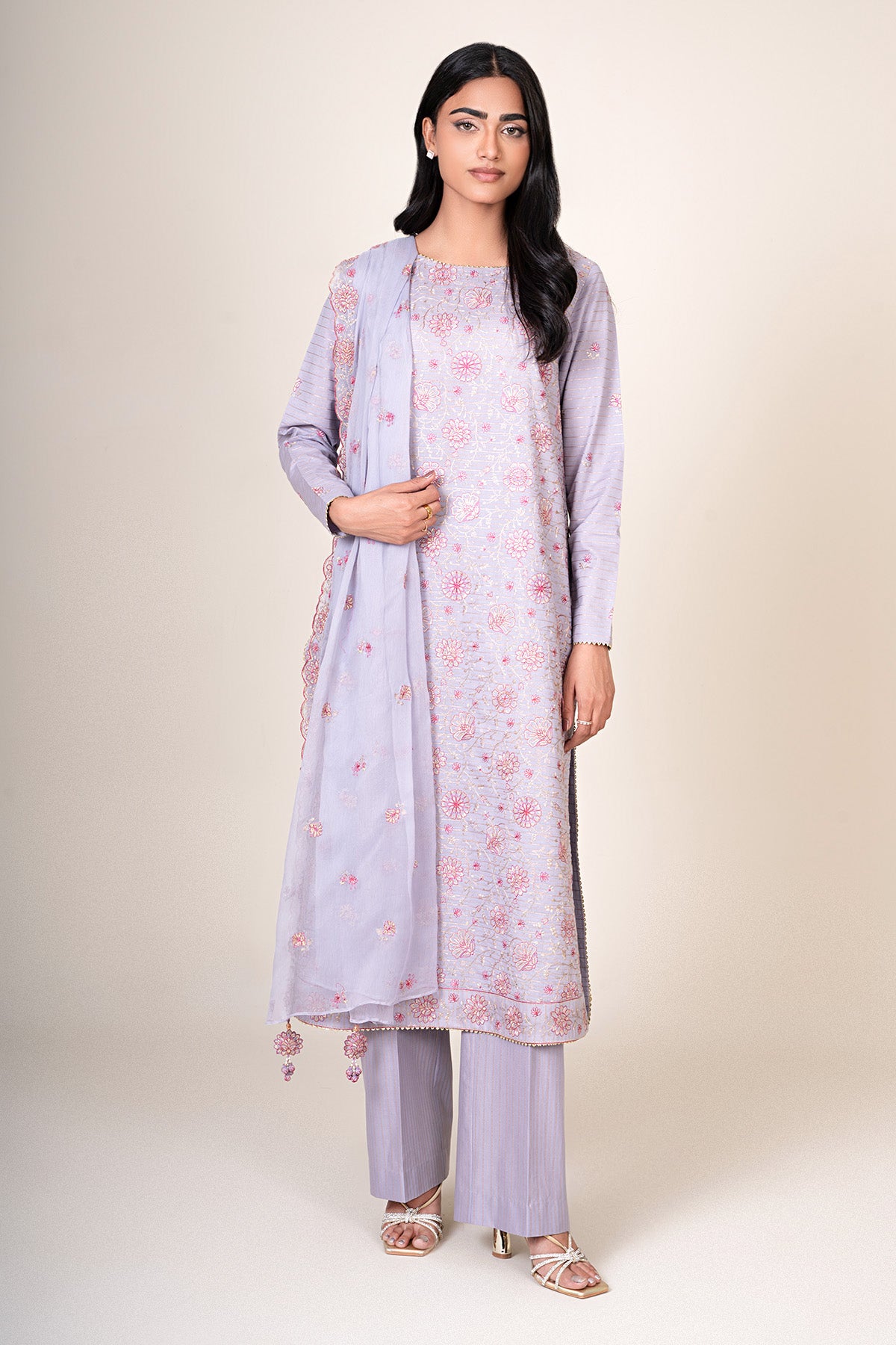 3 Piece - Embroidered Zari Jacquard Suit - E1831 - Shop Now at Kayseria