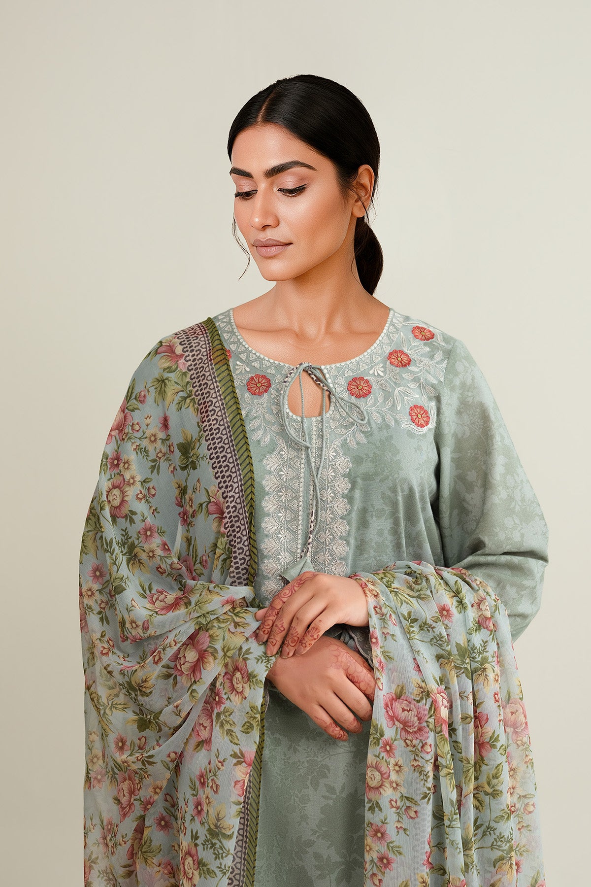 3 Piece - Printed & Embroidered Khaddar Suit - E1837 - Shop Now at Kayseria