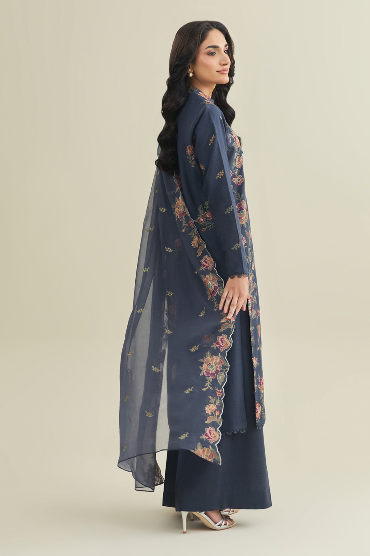 3 Piece - Embroidered Viscose Karandi Suit - E1839 - Shop Now at Kayseria