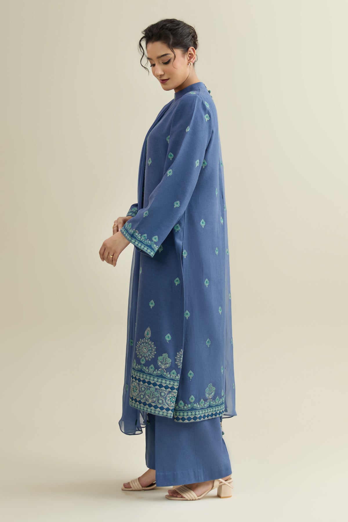 COTTON KARANDI  |  EMBROIDERED