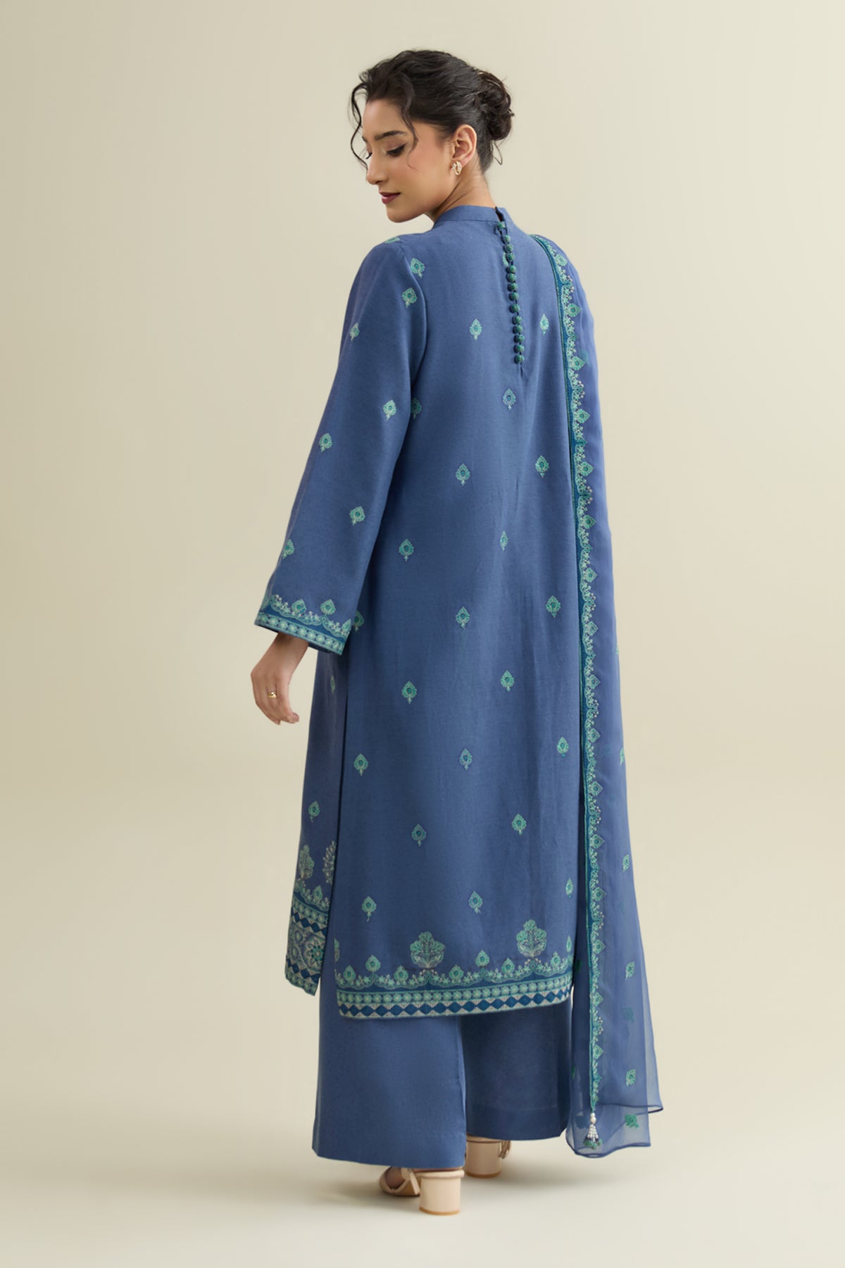 COTTON KARANDI  |  EMBROIDERED