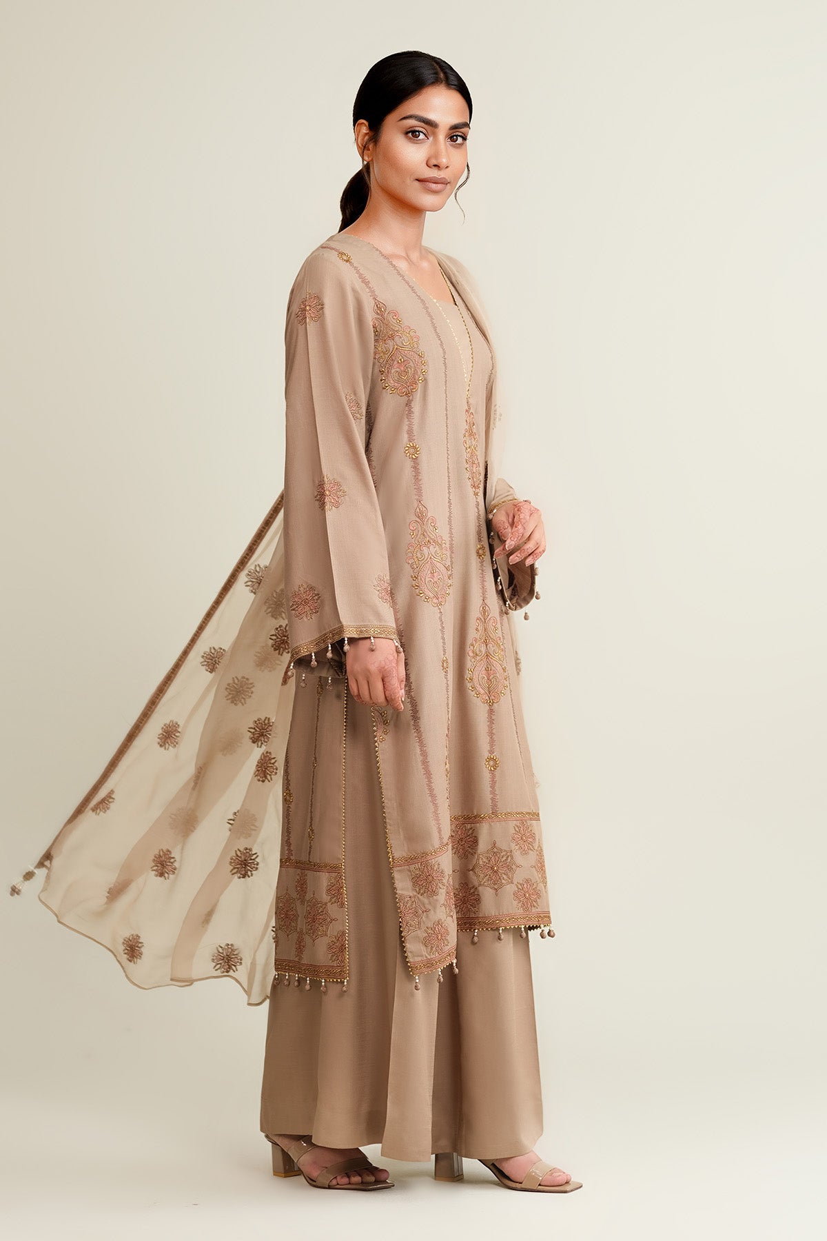 3 Piece - Embroidered Raw Silk Suit - E1852 - Shop Now at Kayseria