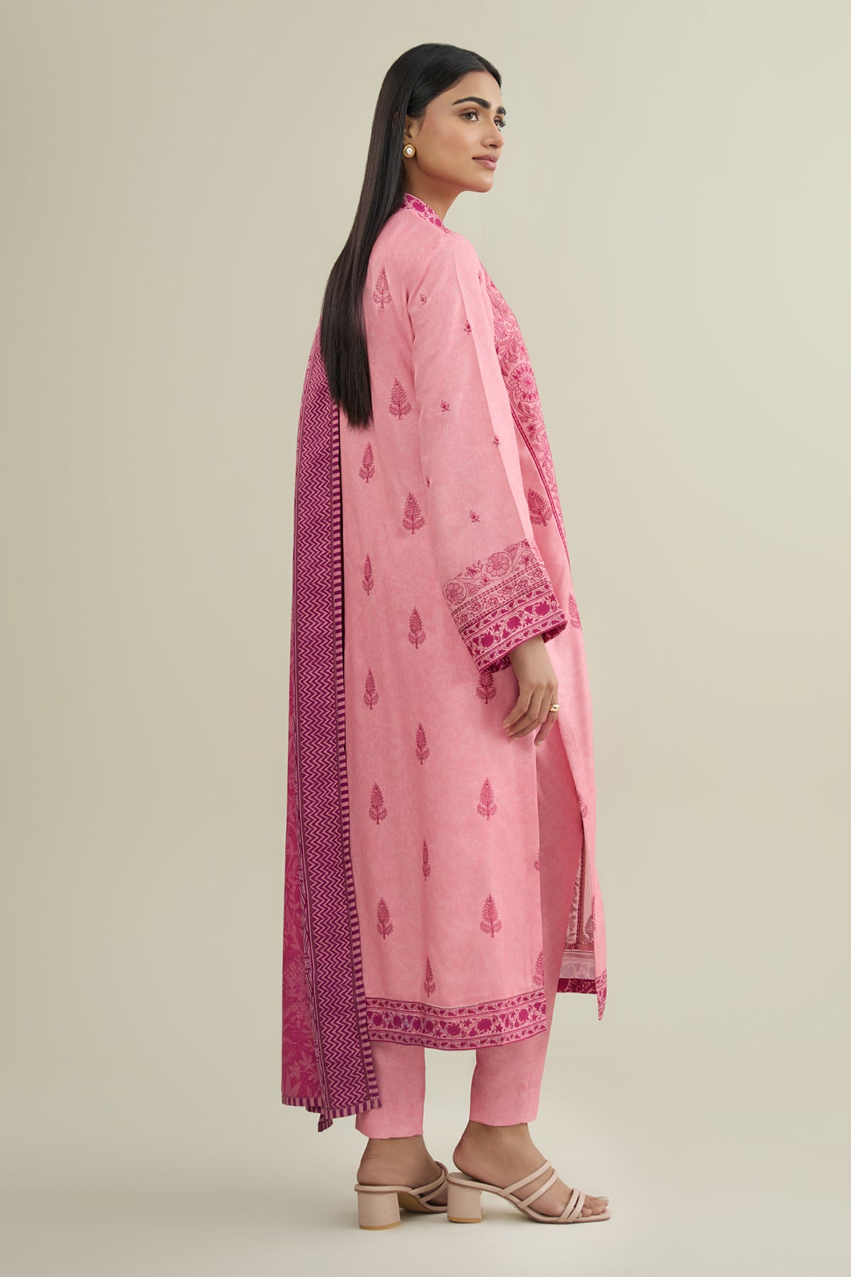 3 Piece - Printed & Embroidered Viscose Wool Suit - E1859 - Shop Now at Kayseria