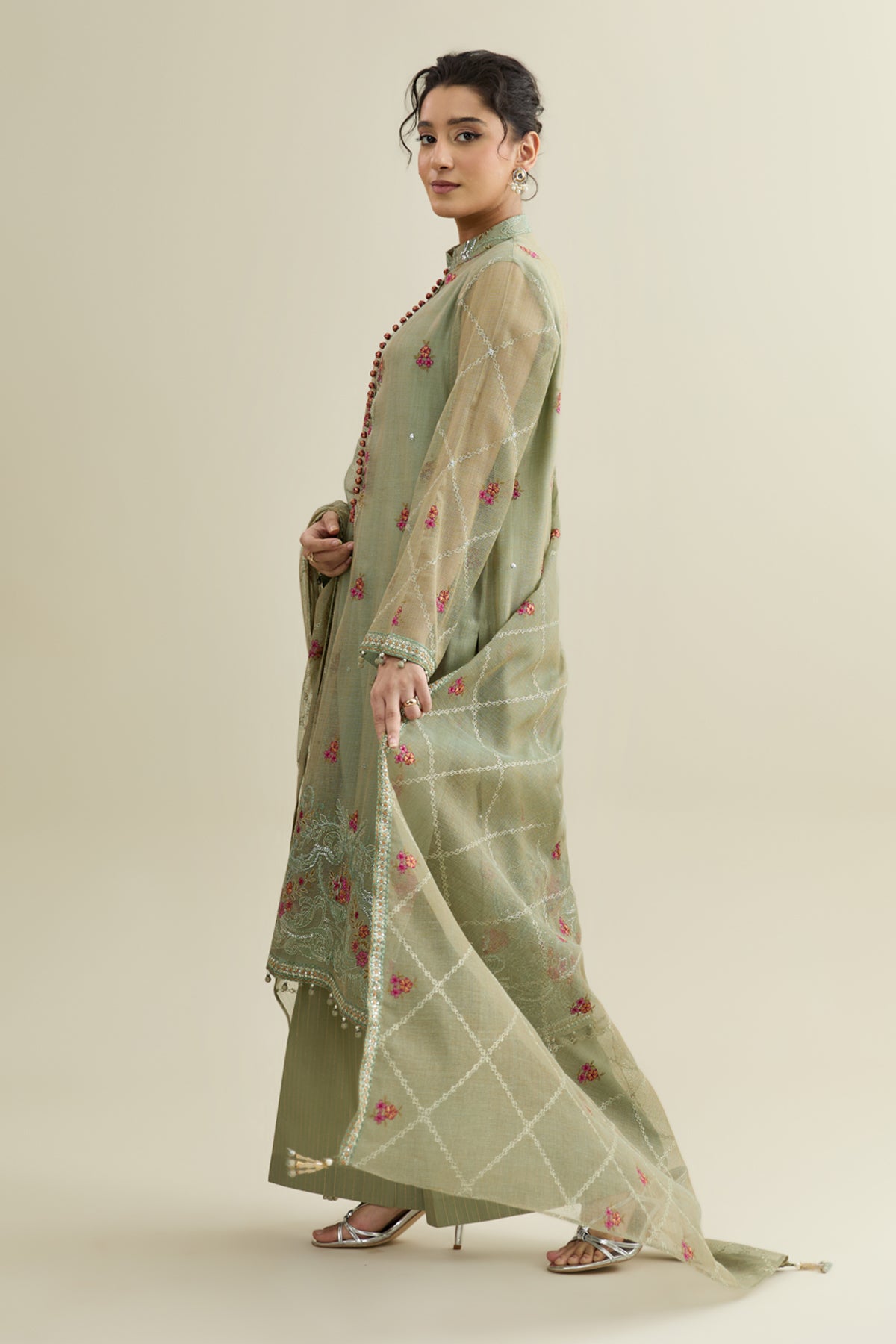 SHIMMER SILK  |  EMBROIDERED - Shop Now at Kayseria