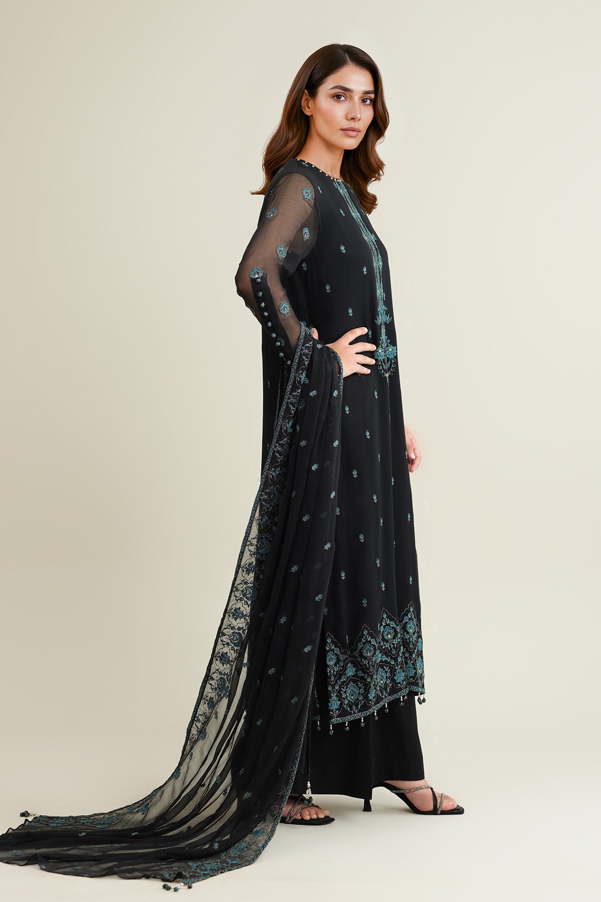 4 Piece - Embroidered Bamber Chiffon Suit - E1876 - Shop Now at Kayseria