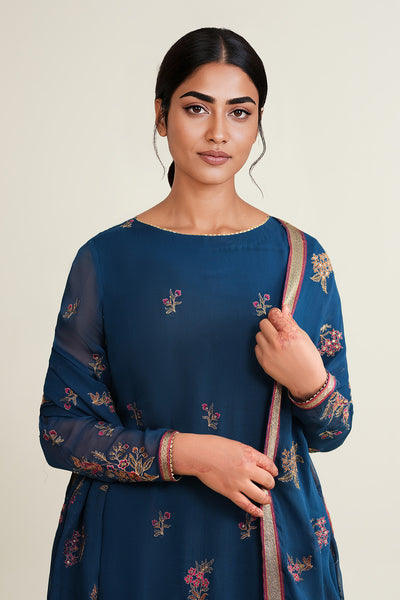 4 Piece - Embroidered Bamber Chiffon Suit - E1877 - Shop Now at Kayseria