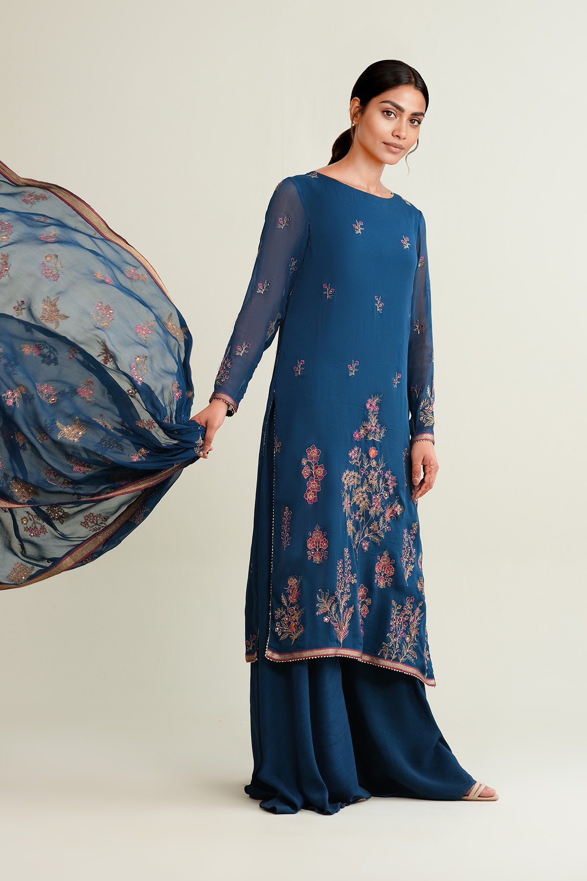 4 Piece - Embroidered Bamber Chiffon Suit - E1877 - Shop Now at Kayseria