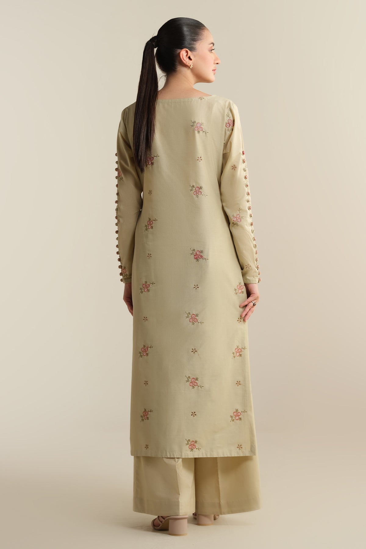 2 Piece - Embroidered Cotton Lawn Suit - E1903 - Shop Now at Kayseria