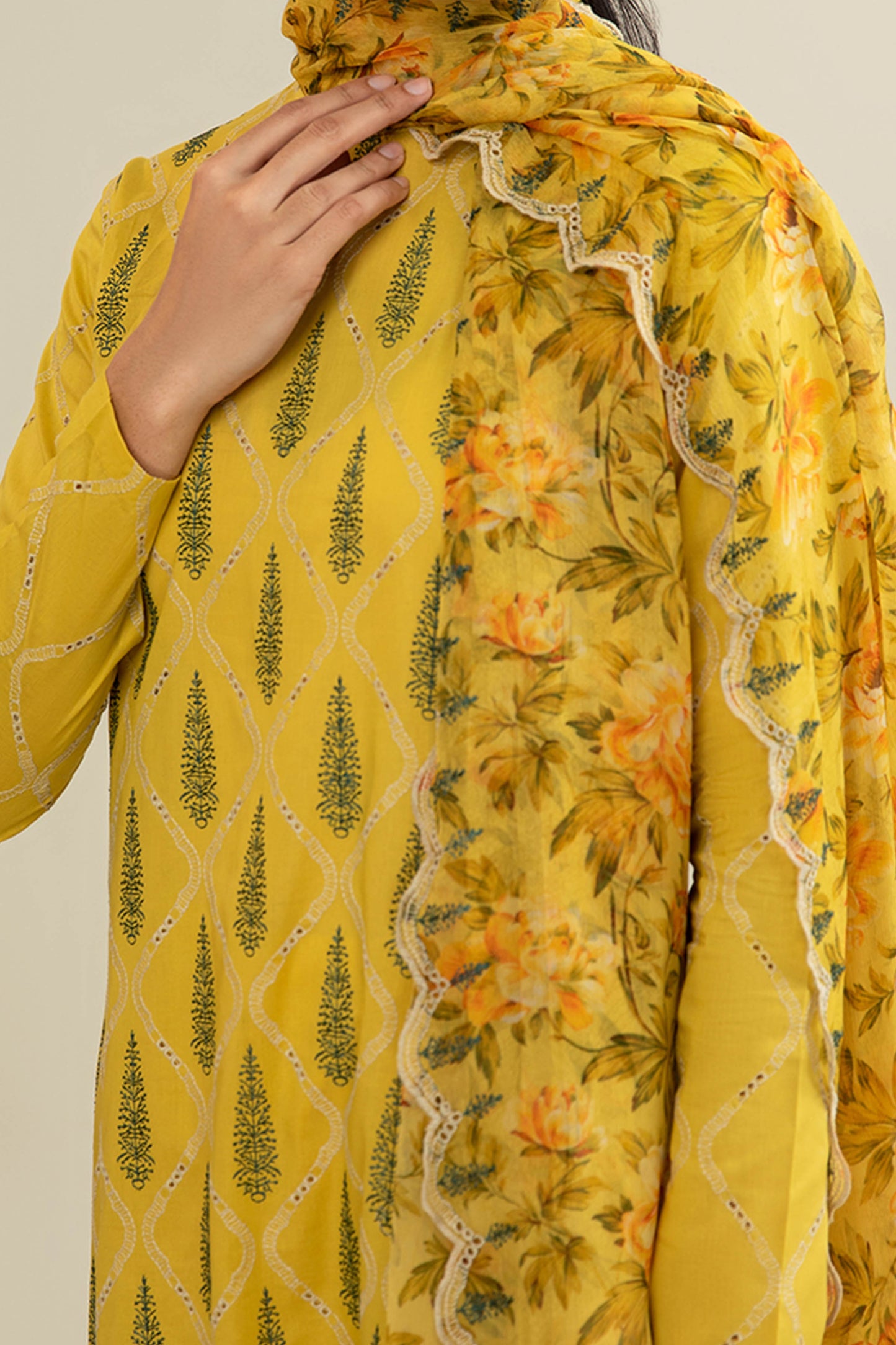 LAWN | EMBROIDERED