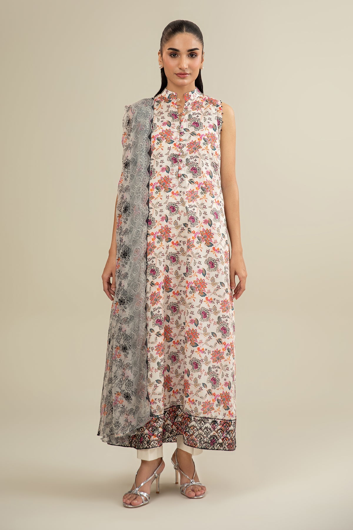 3 Piece - Printed & Embroidered Suit - E1911 - Shop Now at Kayseria