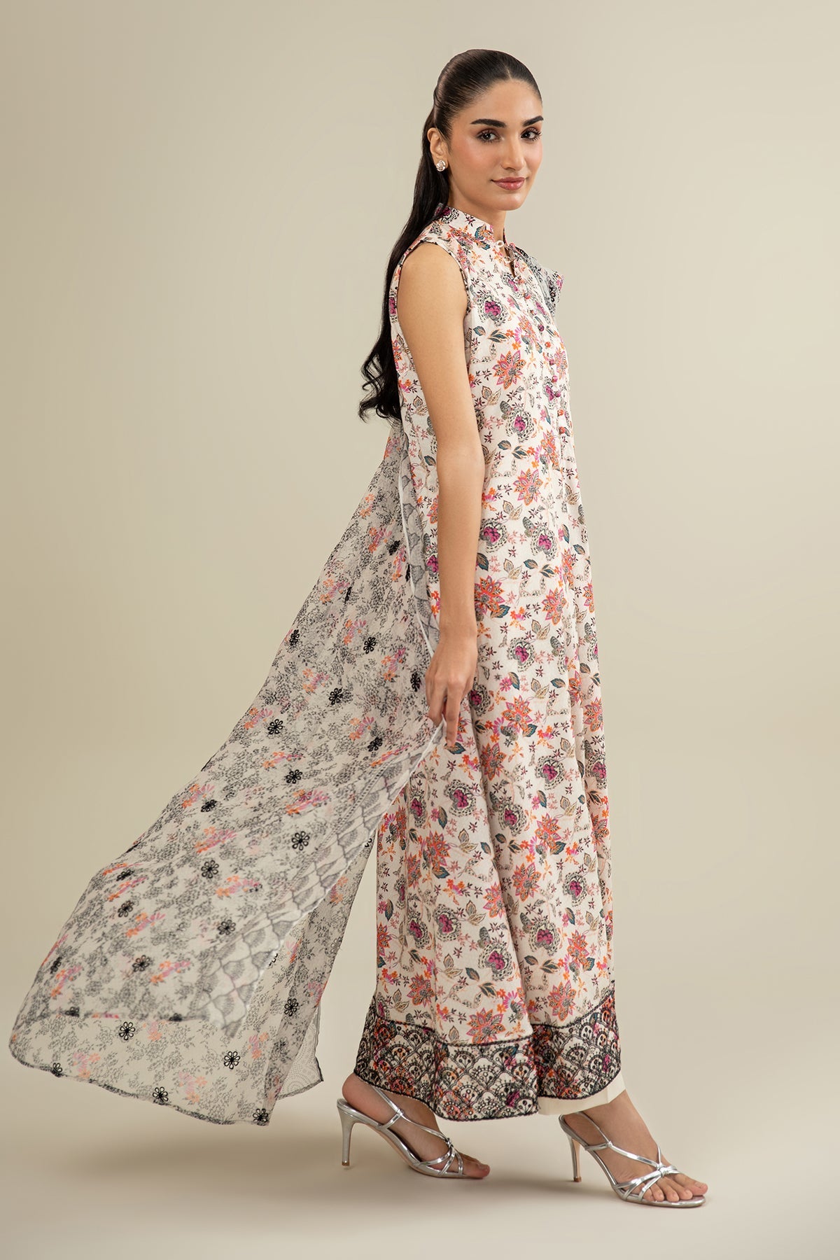 3 Piece - Printed & Embroidered Suit - E1911 - Shop Now at Kayseria