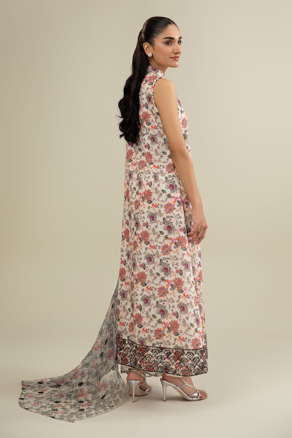 3 Piece - Printed & Embroidered Suit - E1911 - Shop Now at Kayseria