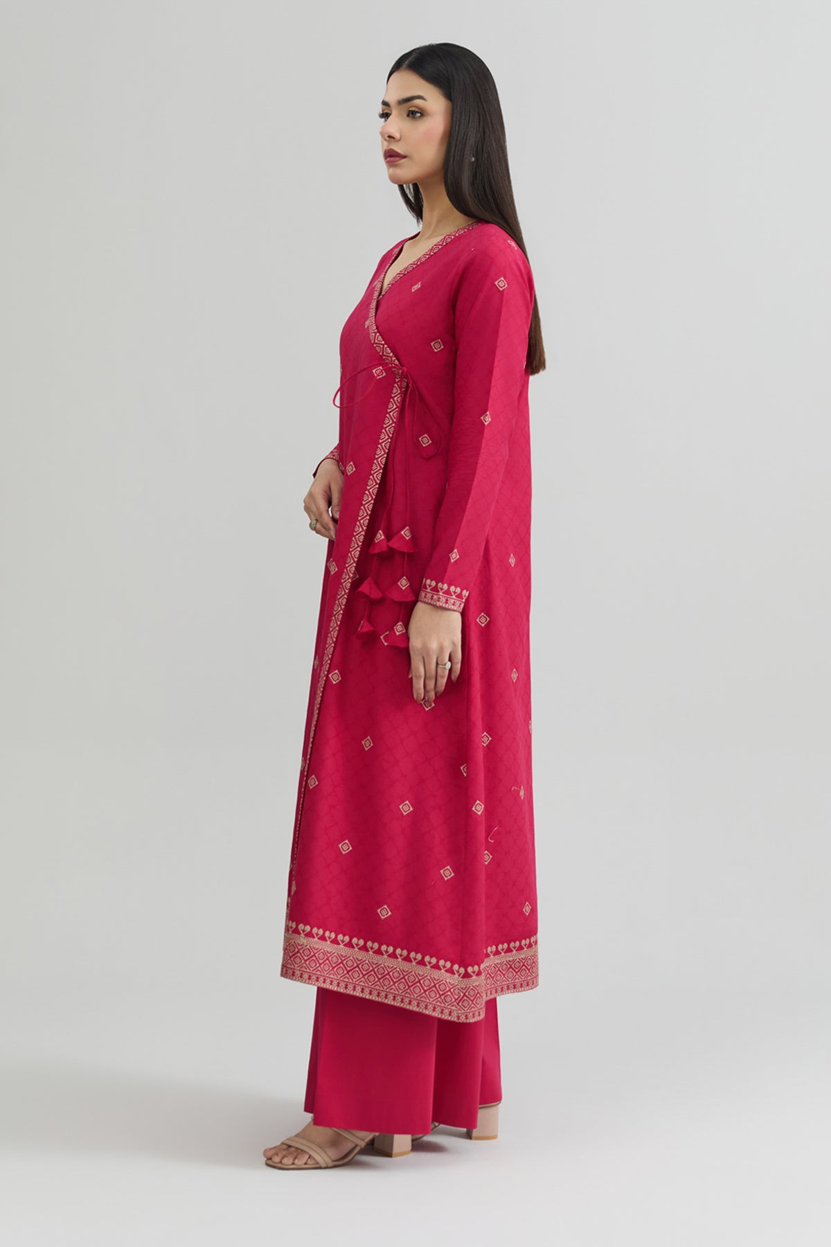 E1955 - Shop Now at Kayseria