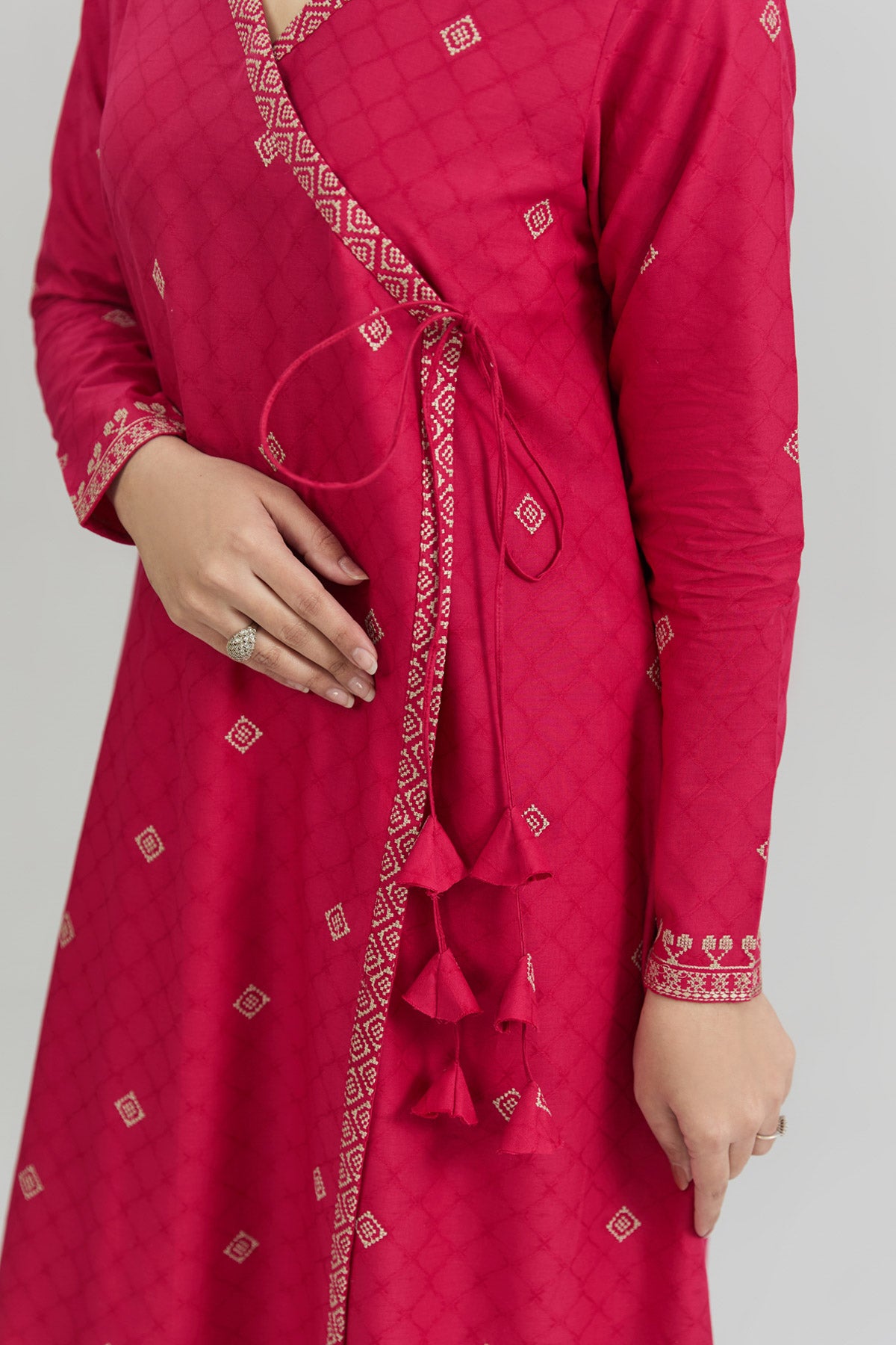 E1955 - Shop Now at Kayseria