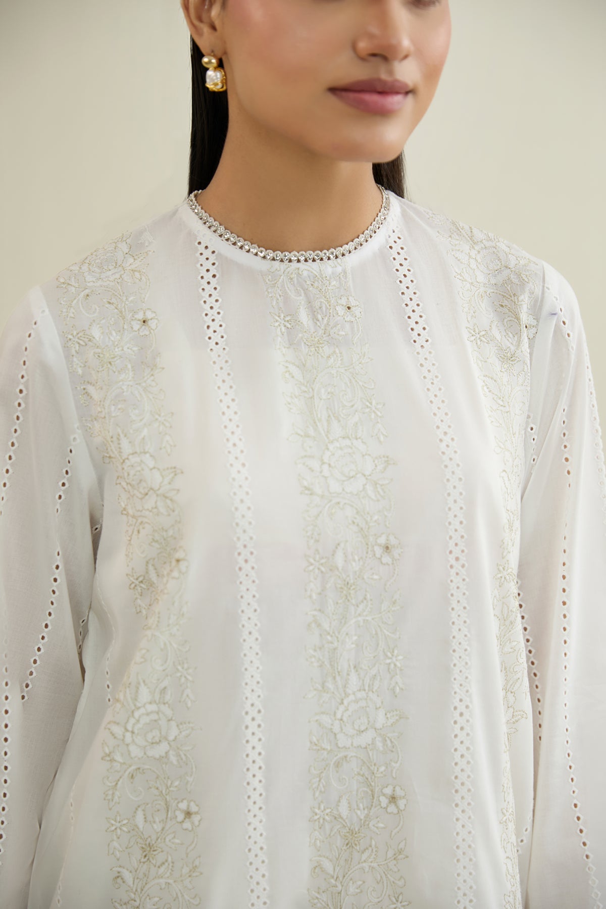 2 Piece - Embroidered Lawn Suit - E1960 - Shop Now at Kayseria