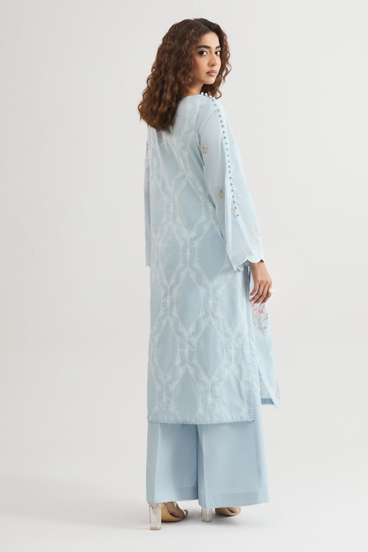 LAWN | EMBROIDERED - Shop Now at Kayseria