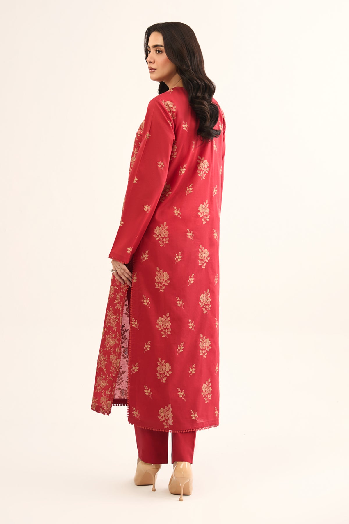 LAWN | EMBROIDERED - Shop Now at Kayseria
