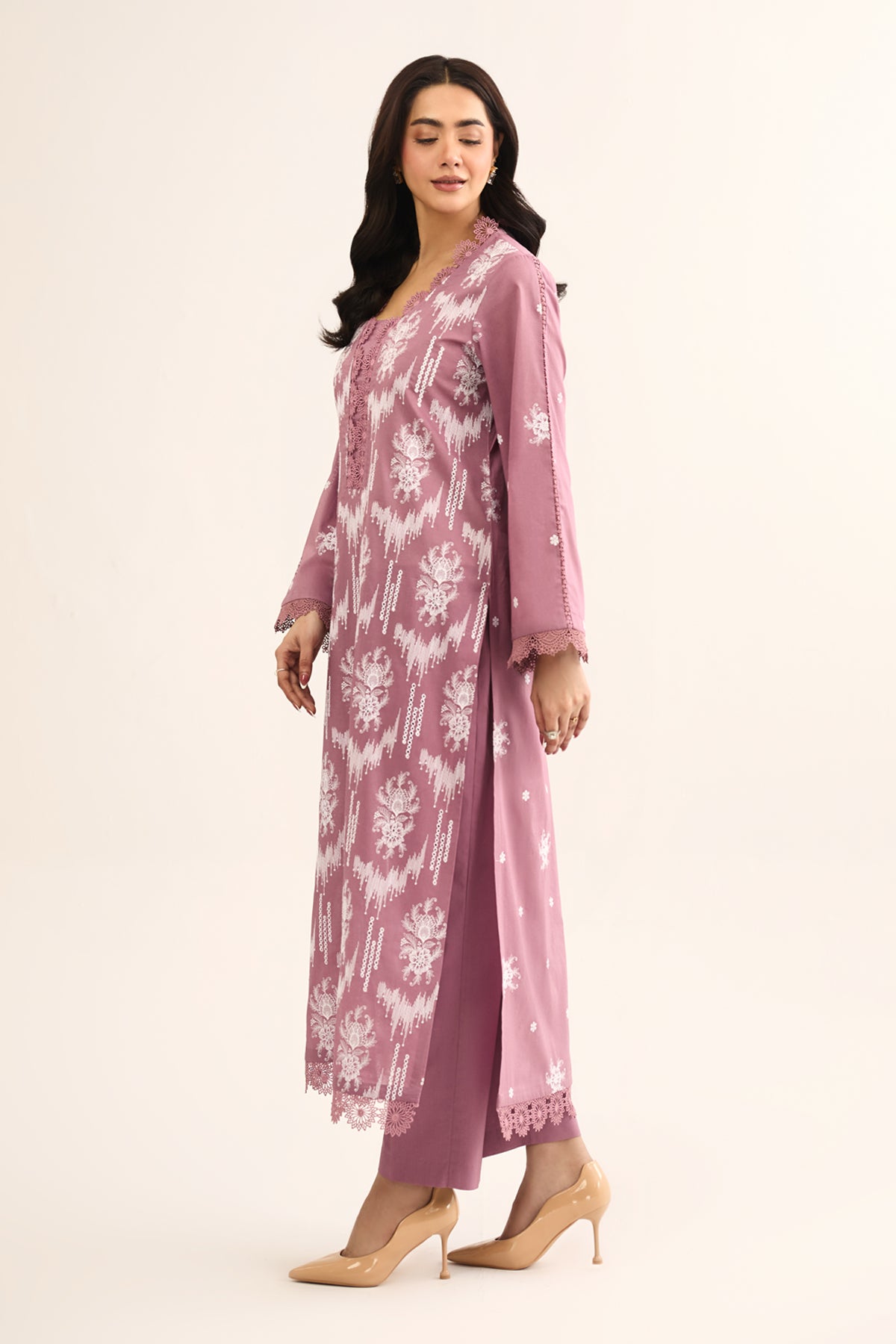 LAWN | EMBROIDERED - Shop Now at Kayseria