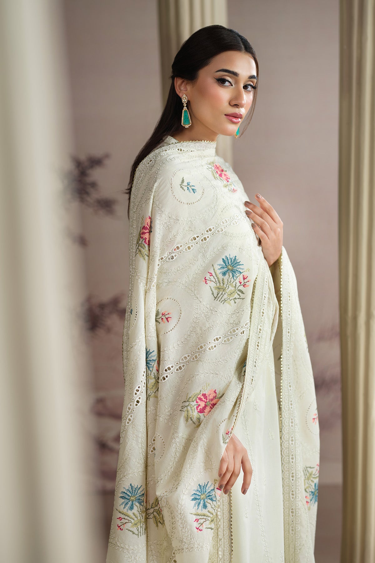 LAWN | EMBROIDERED - Shop Now at Kayseria