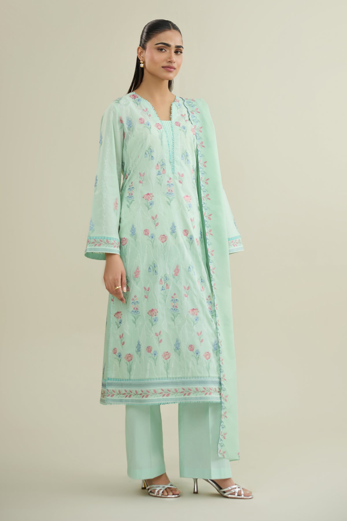 3 Piece - Embroidered Lawn Suit - E1972 - Shop Now at Kayseria