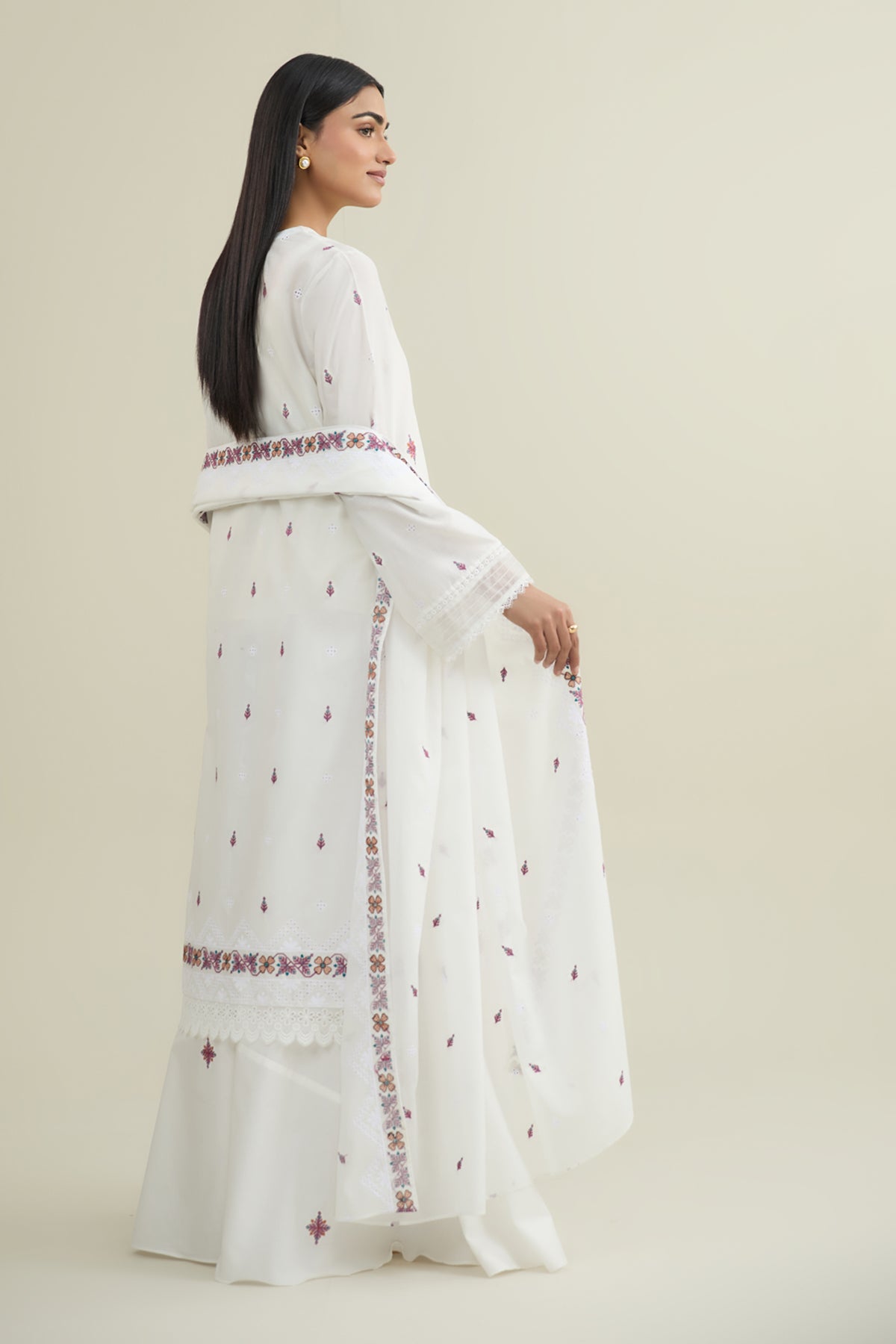 3 Piece - Embroidered Lawn Suit - E1973 - Shop Now at Kayseria