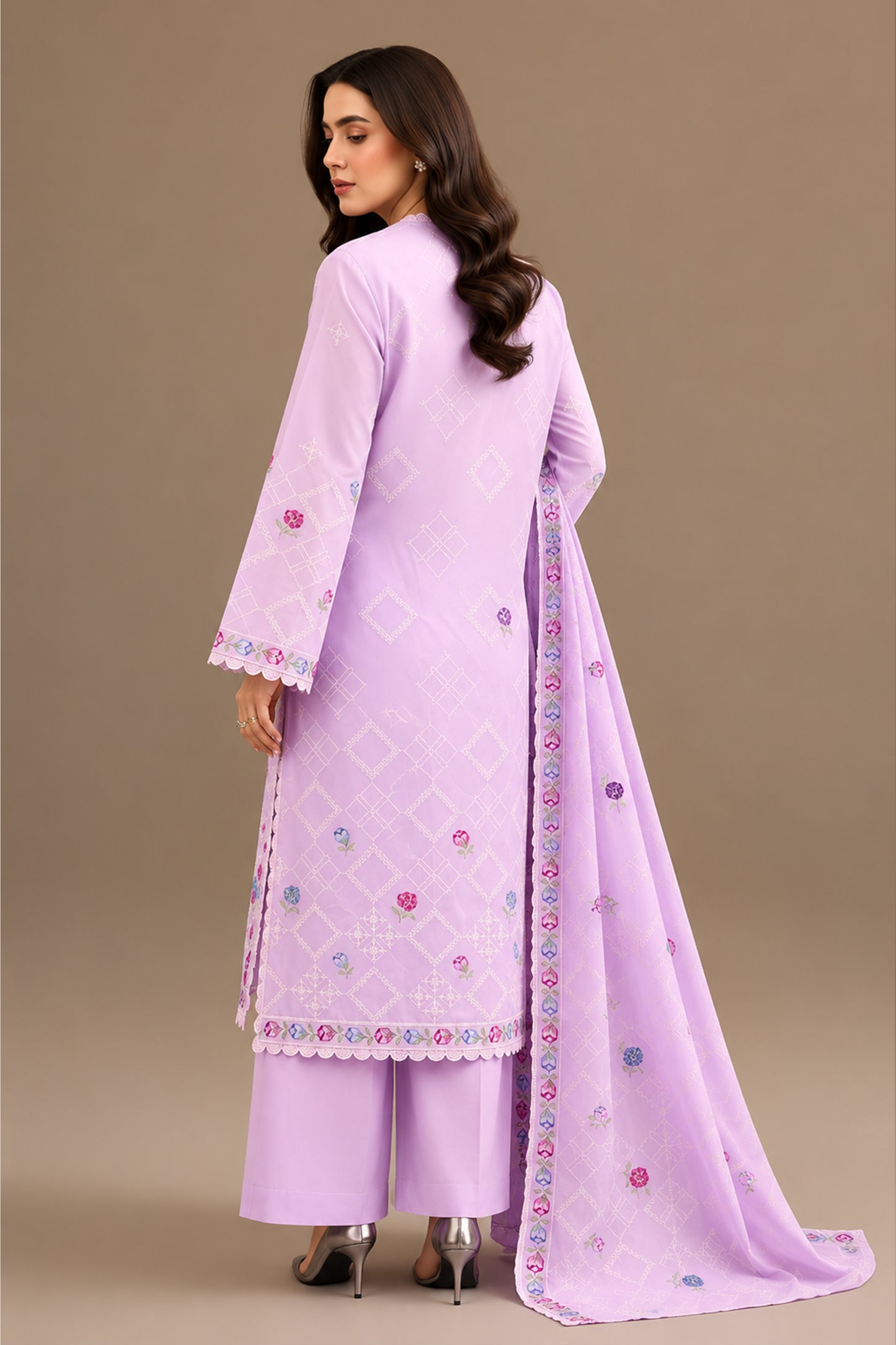 LAWN | EMBROIDERED