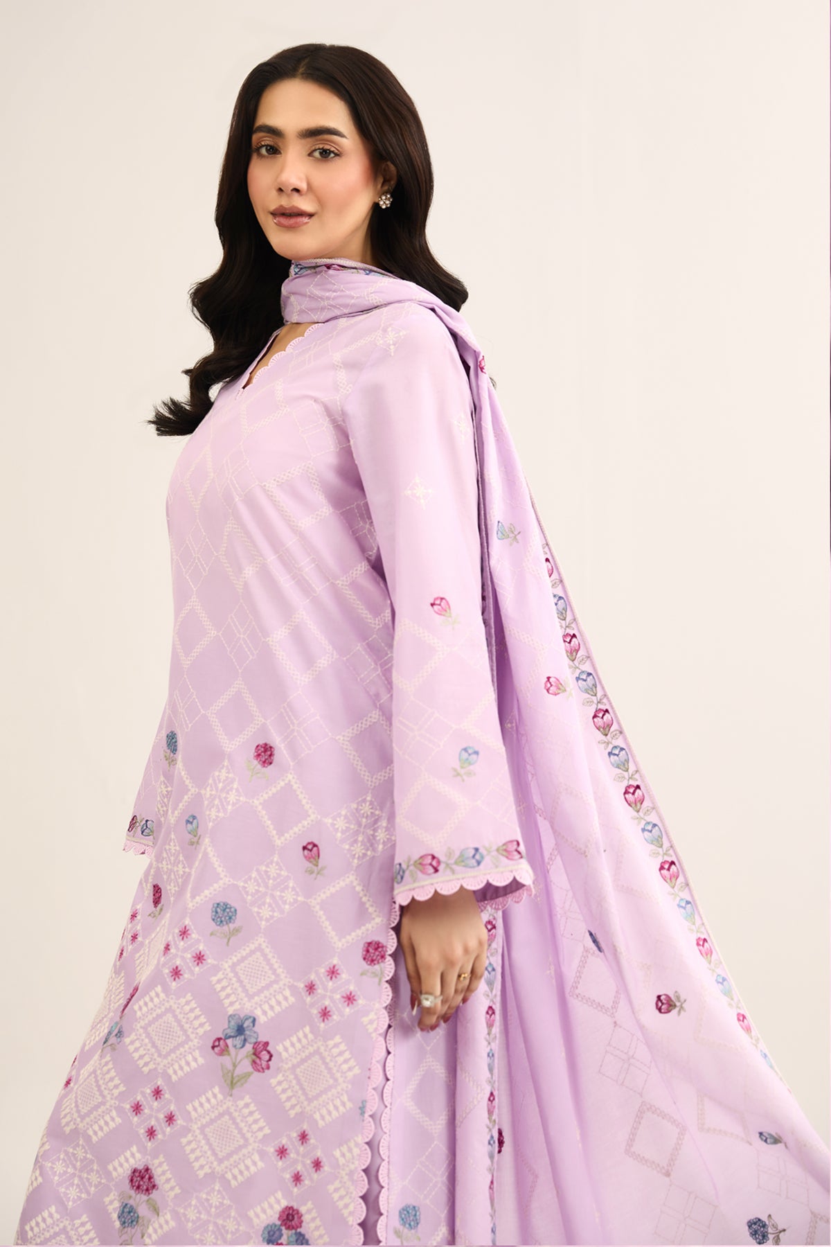 LAWN | EMBROIDERED - Shop Now at Kayseria