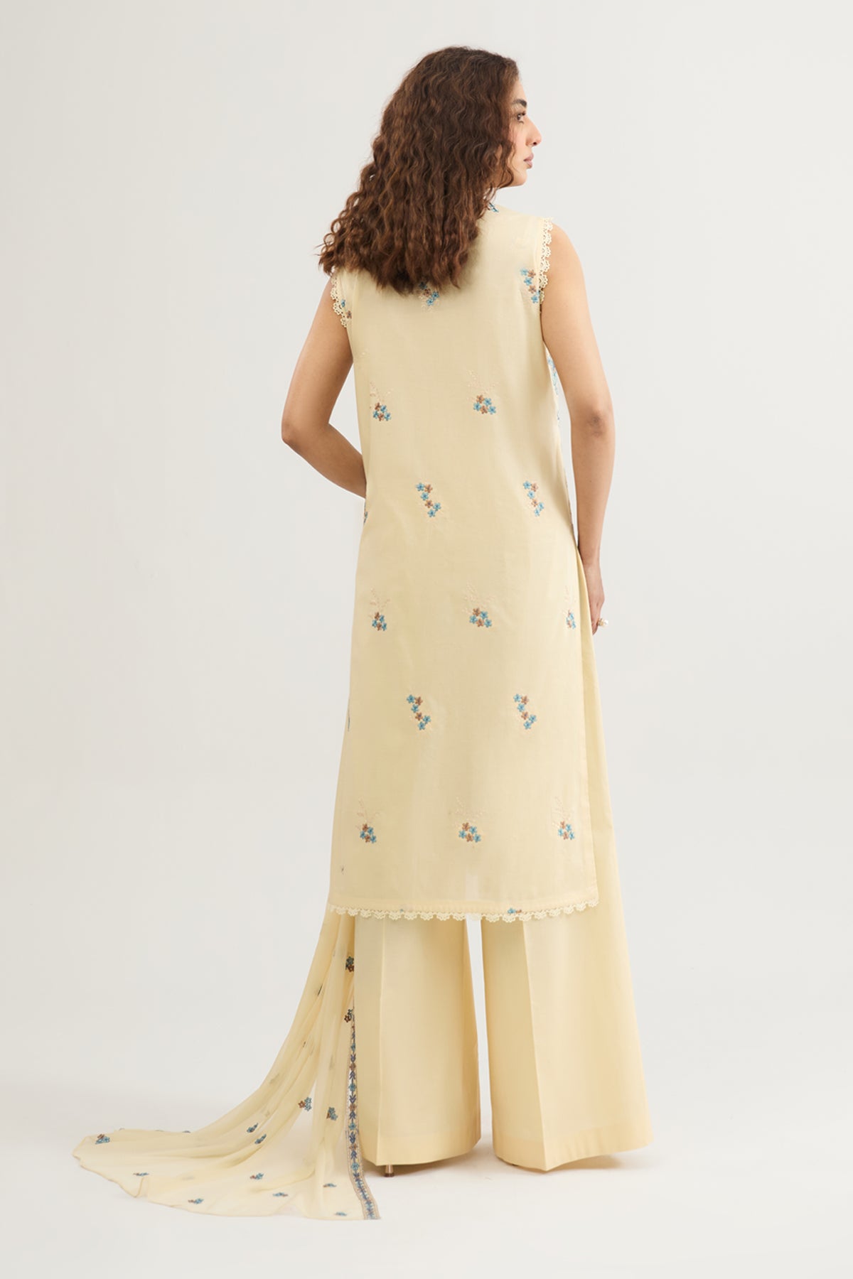 LAWN | EMBROIDERED - Shop Now at Kayseria