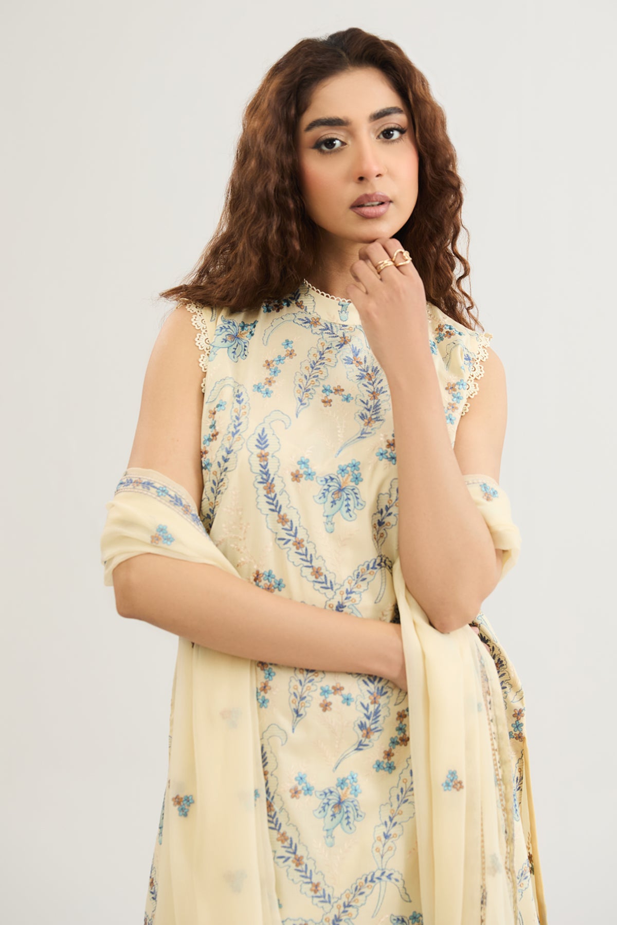 LAWN | EMBROIDERED - Shop Now at Kayseria