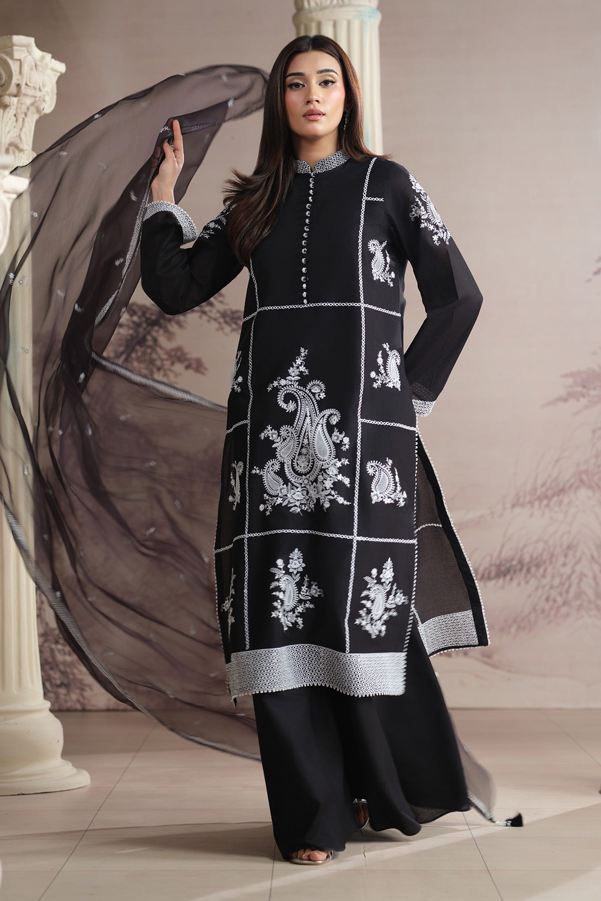 LAWN | EMBROIDERED - Shop Now at Kayseria