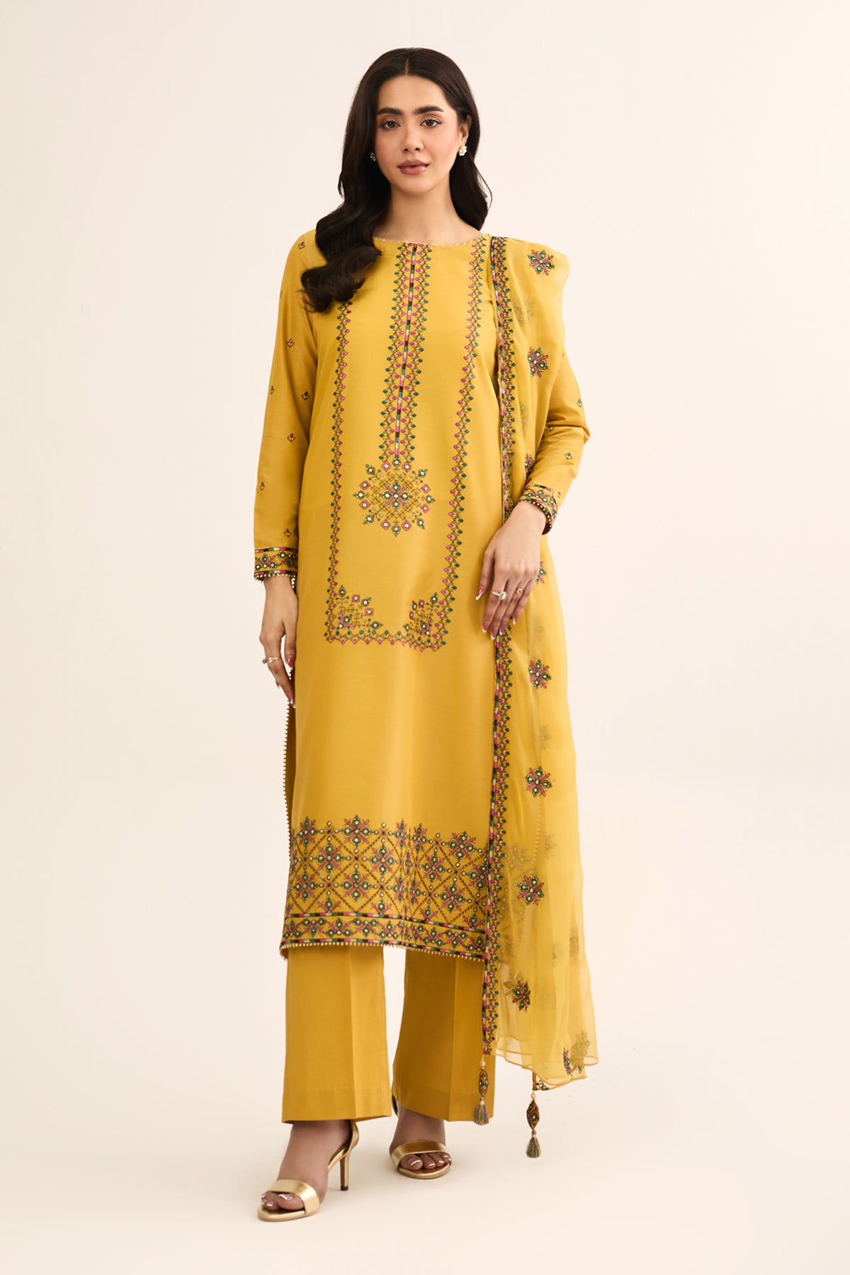 LAWN | EMBROIDERED - Shop Now at Kayseria